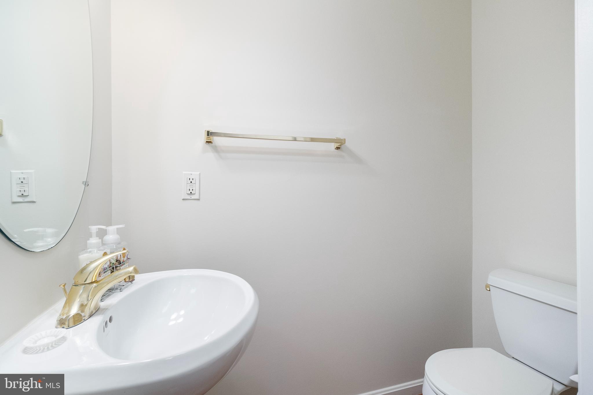 621 N SAINT ASAPH STREET 204