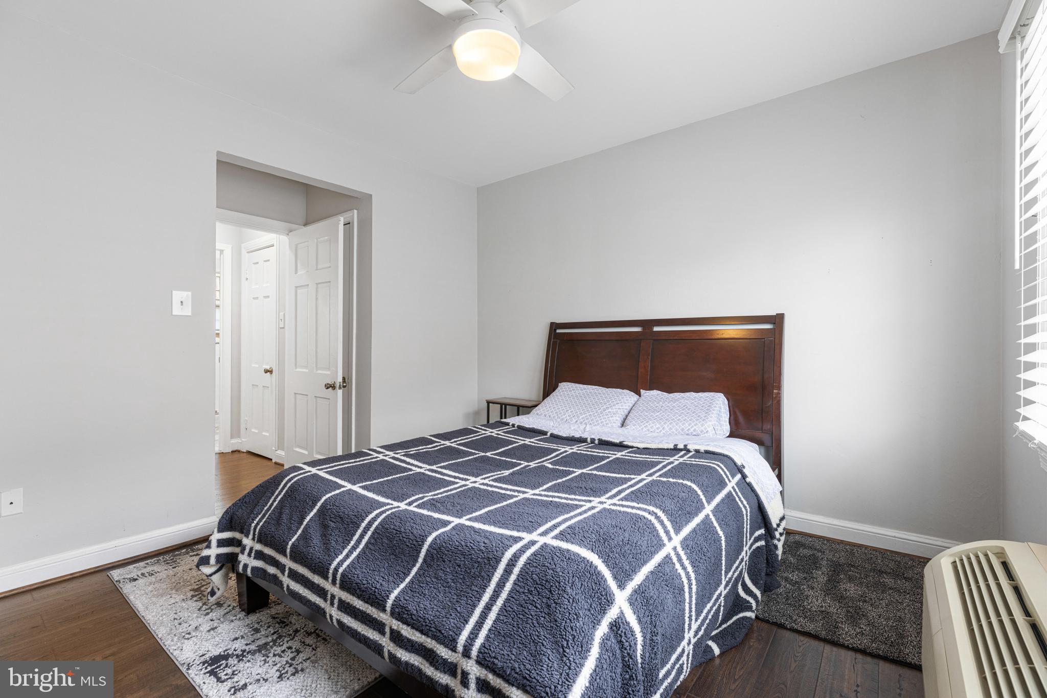 1804 W ABINGDON DRIVE 101