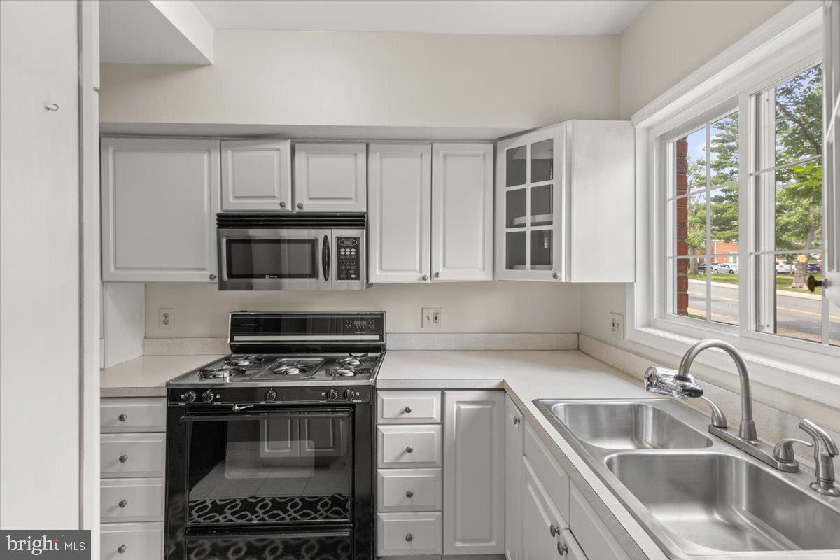 3128 MARTHA CUSTIS DRIVE