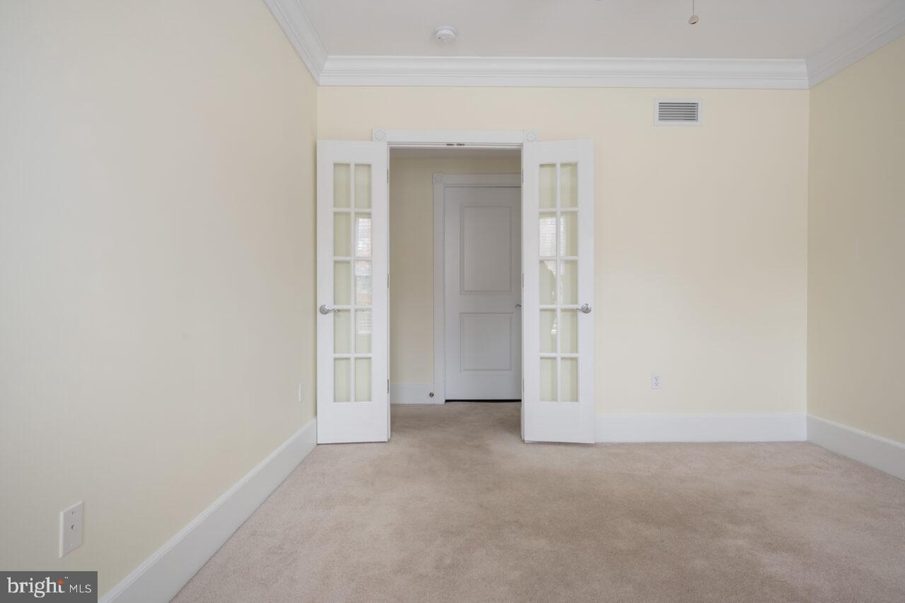 910 POWHATAN STREET 103N