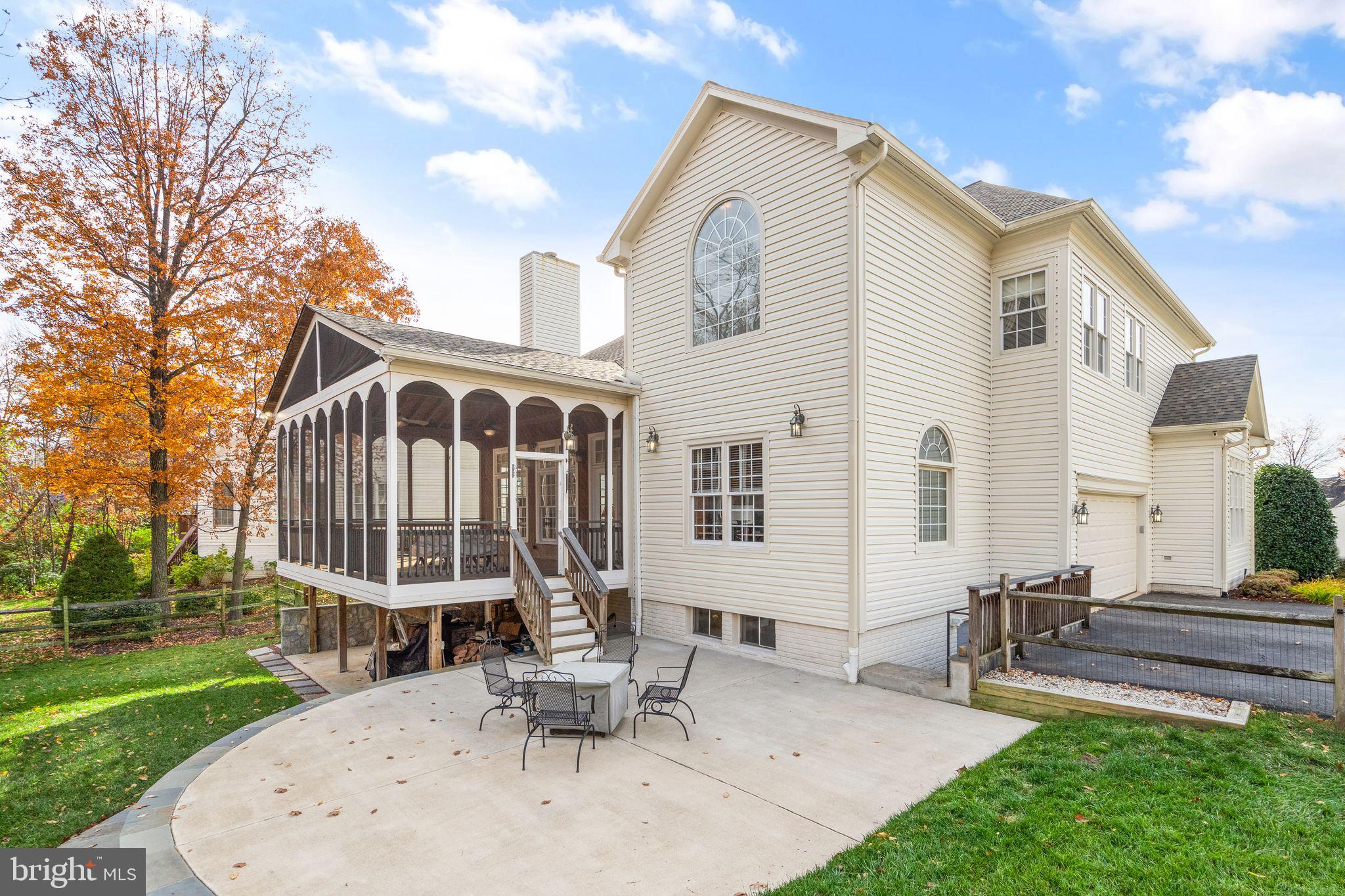 5931 DOROTHY BOLTON COURT