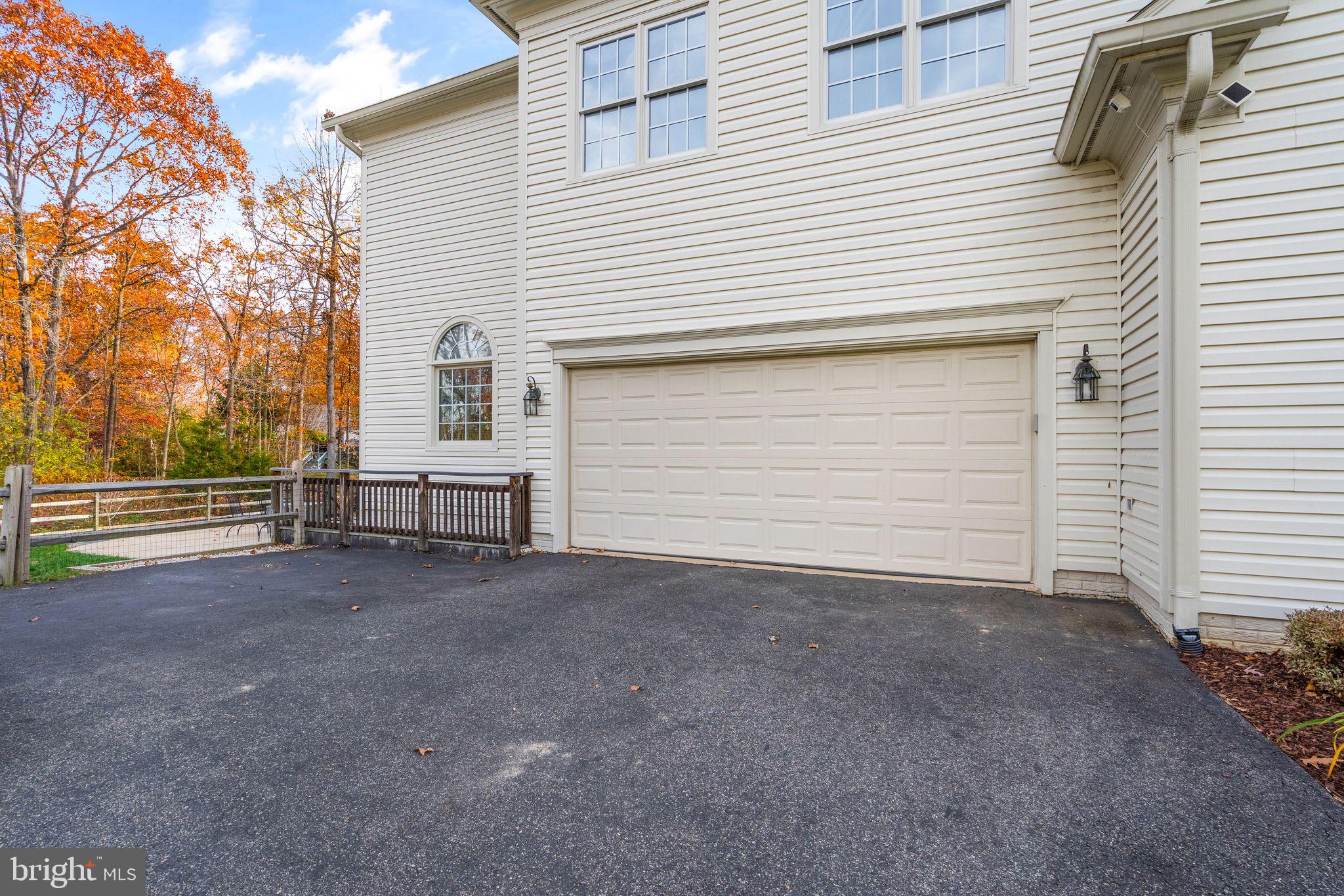 5931 DOROTHY BOLTON COURT