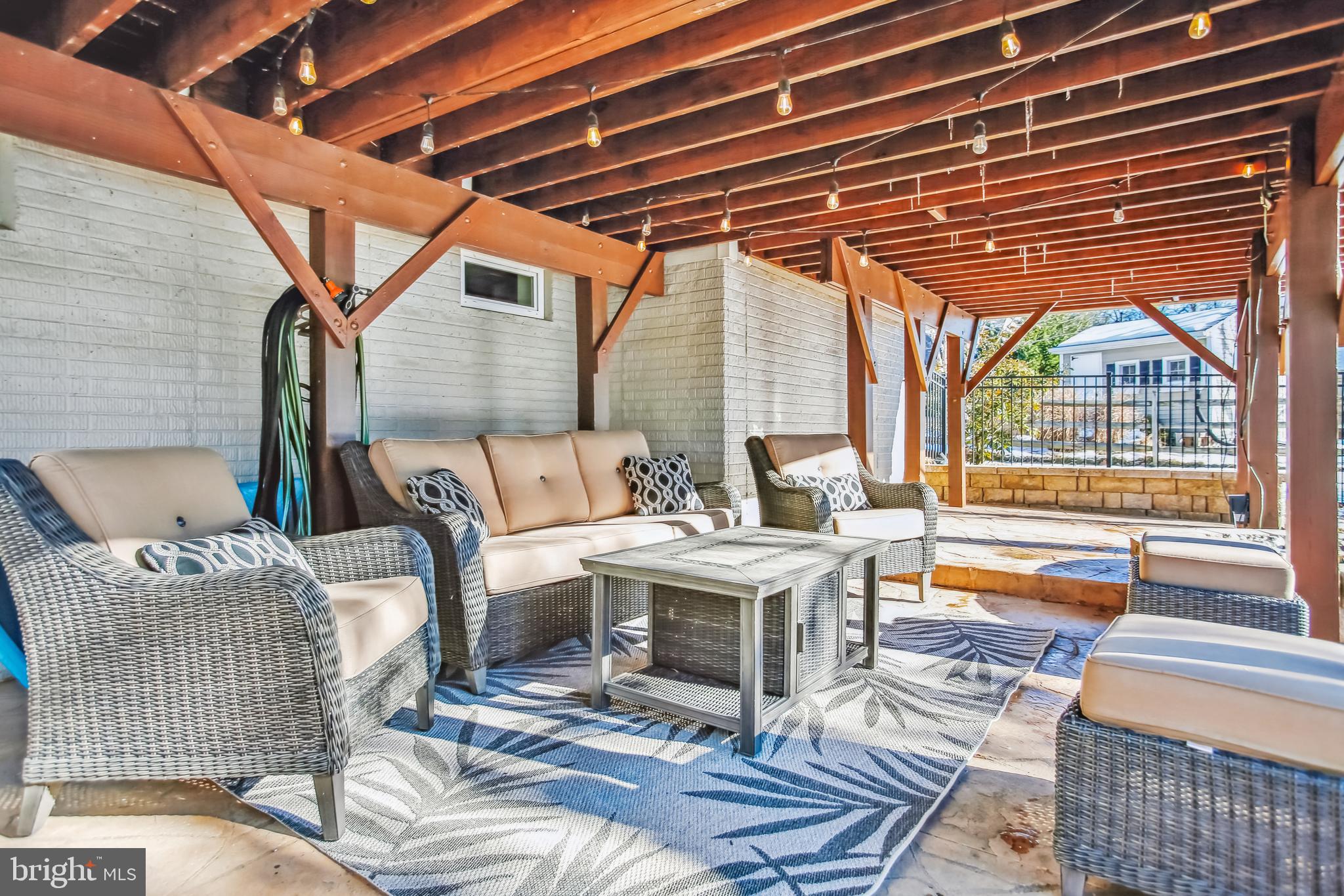 5005 HALLEY FARM COURT