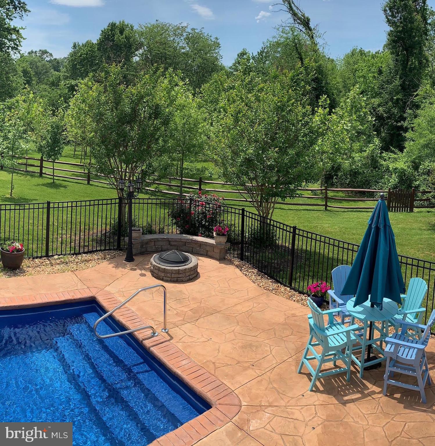 5005 HALLEY FARM COURT