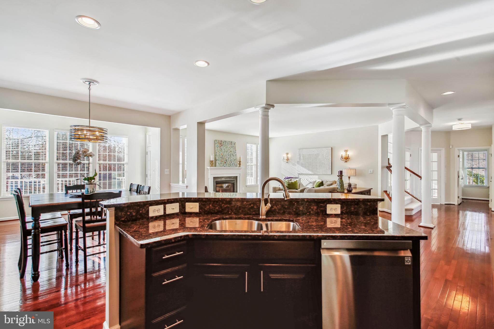 5005 HALLEY FARM COURT