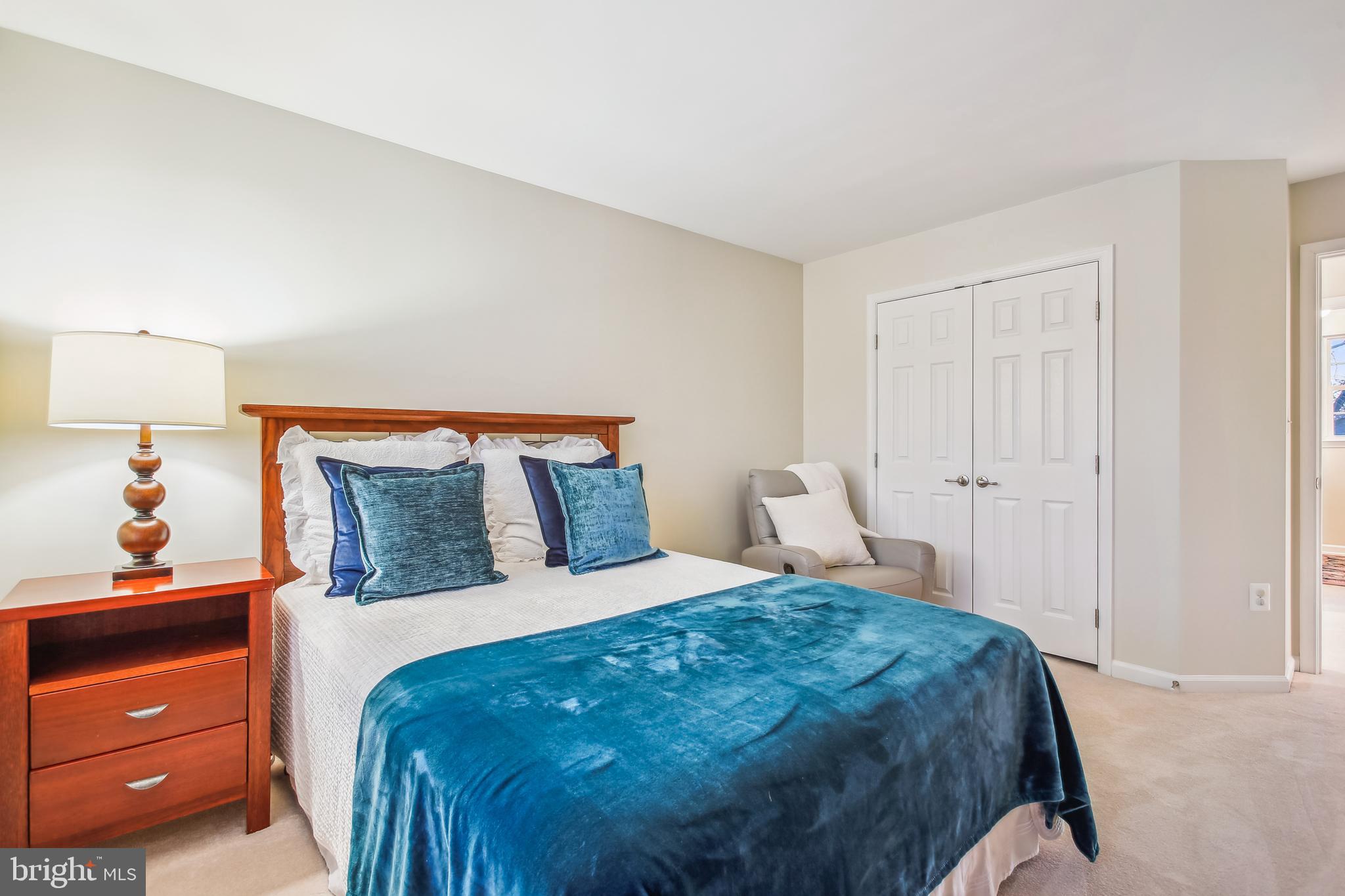 5005 HALLEY FARM COURT