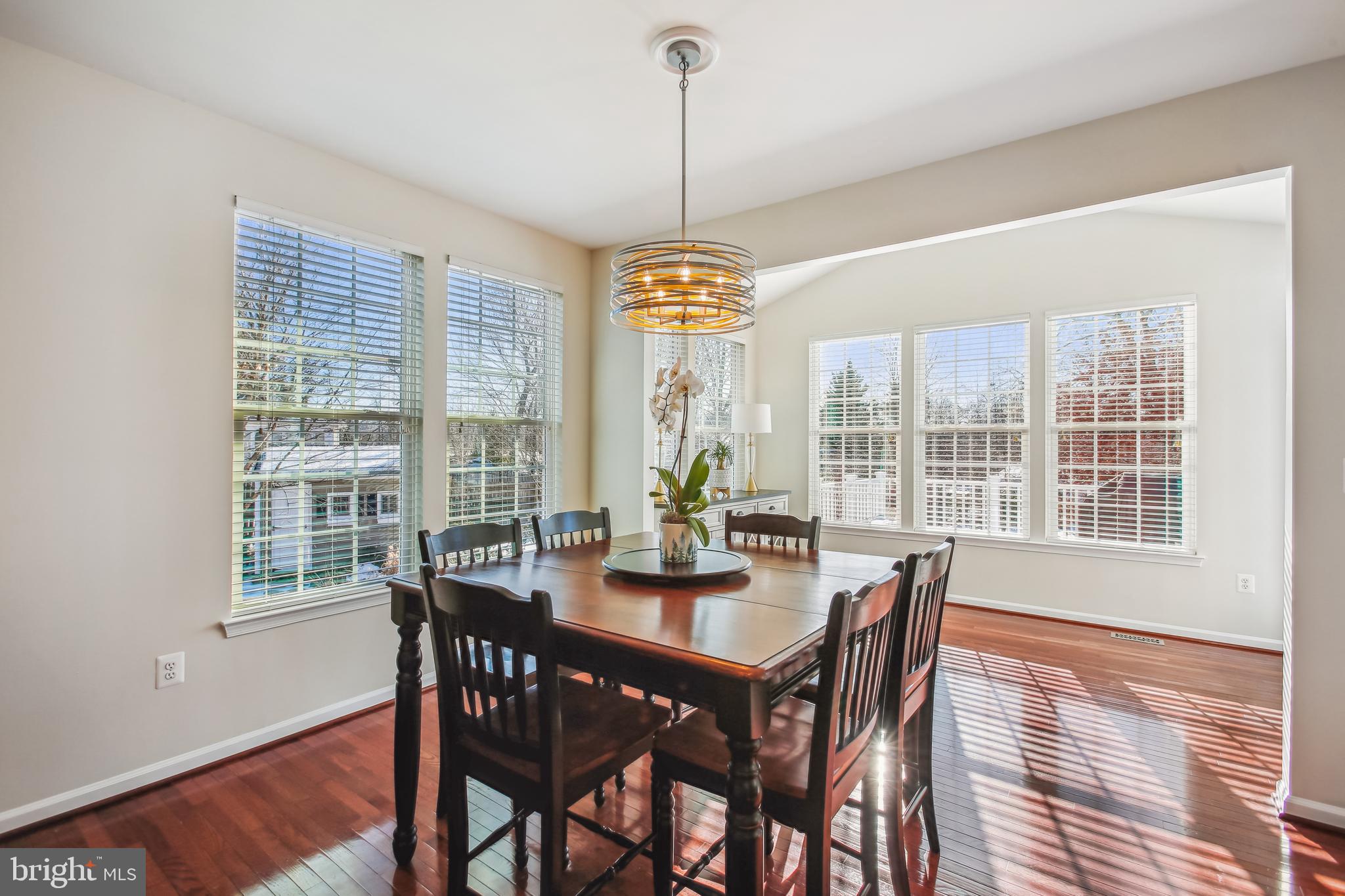 5005 HALLEY FARM COURT