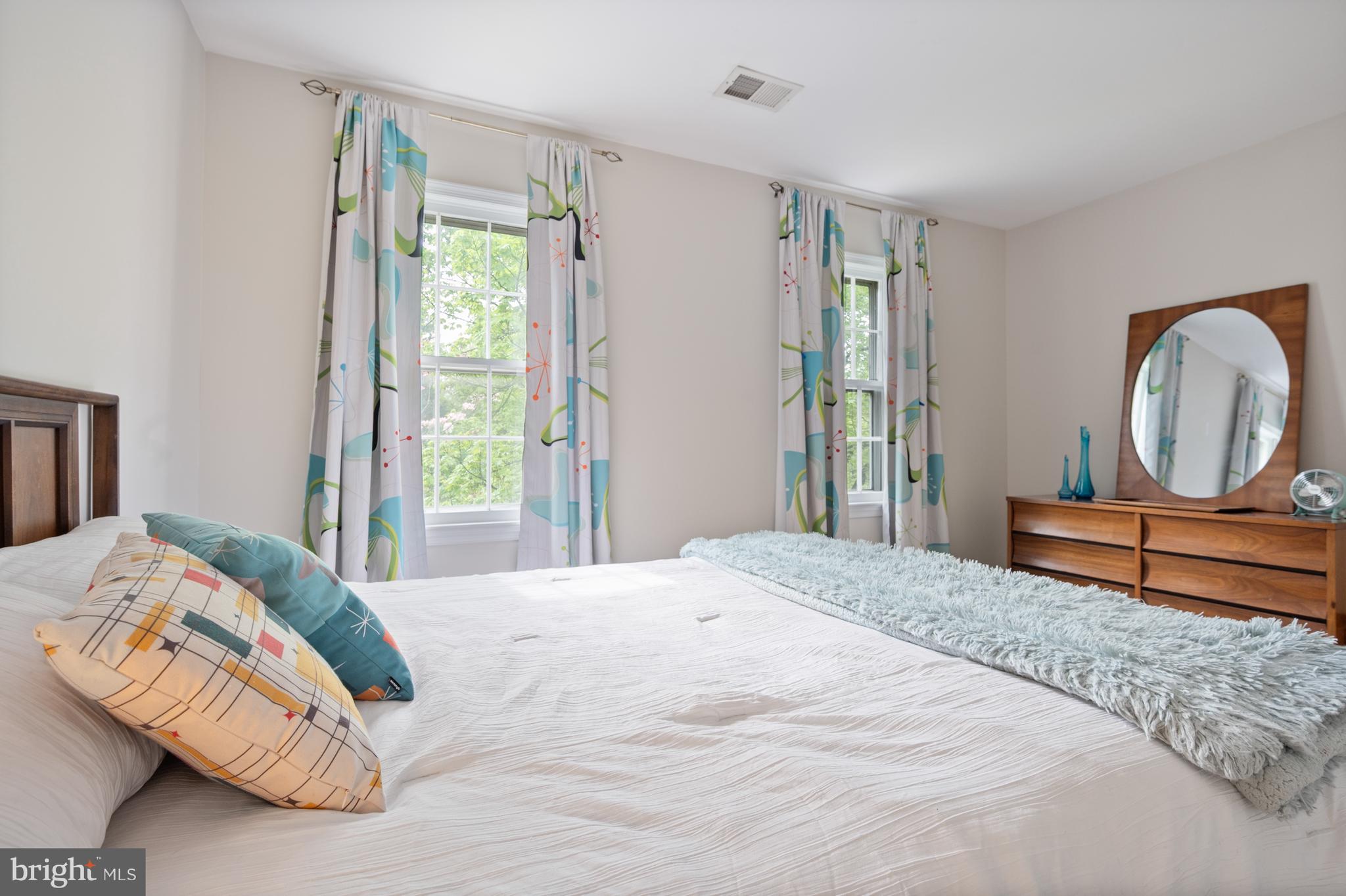 6303 SHIPLETT BOULEVARD