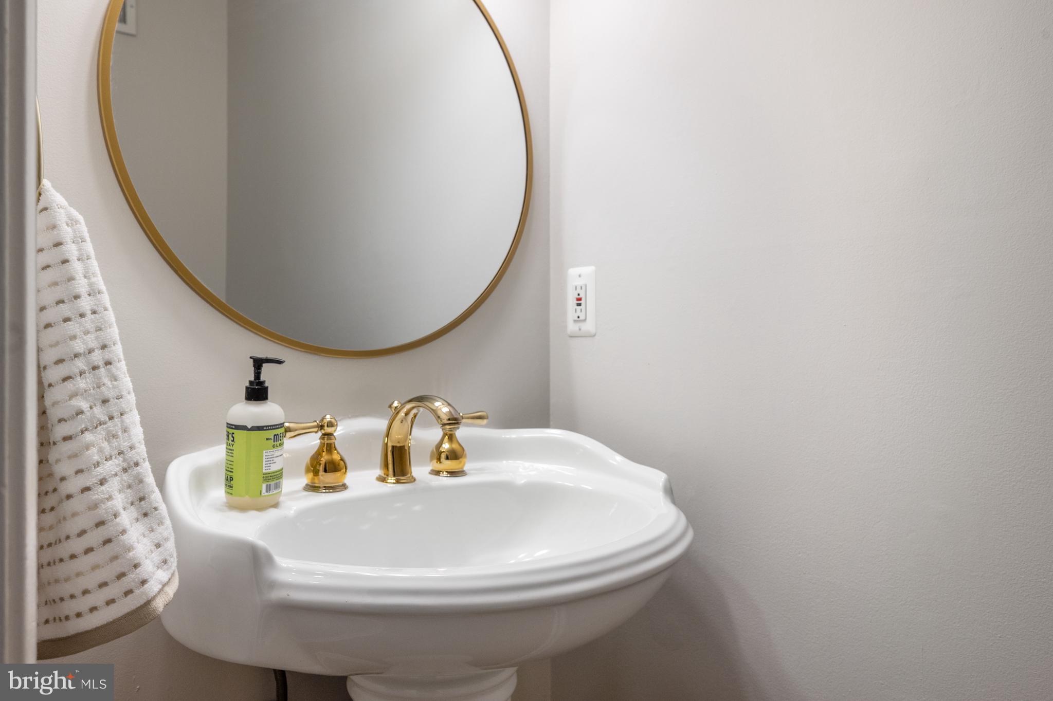 6303 SHIPLETT BOULEVARD