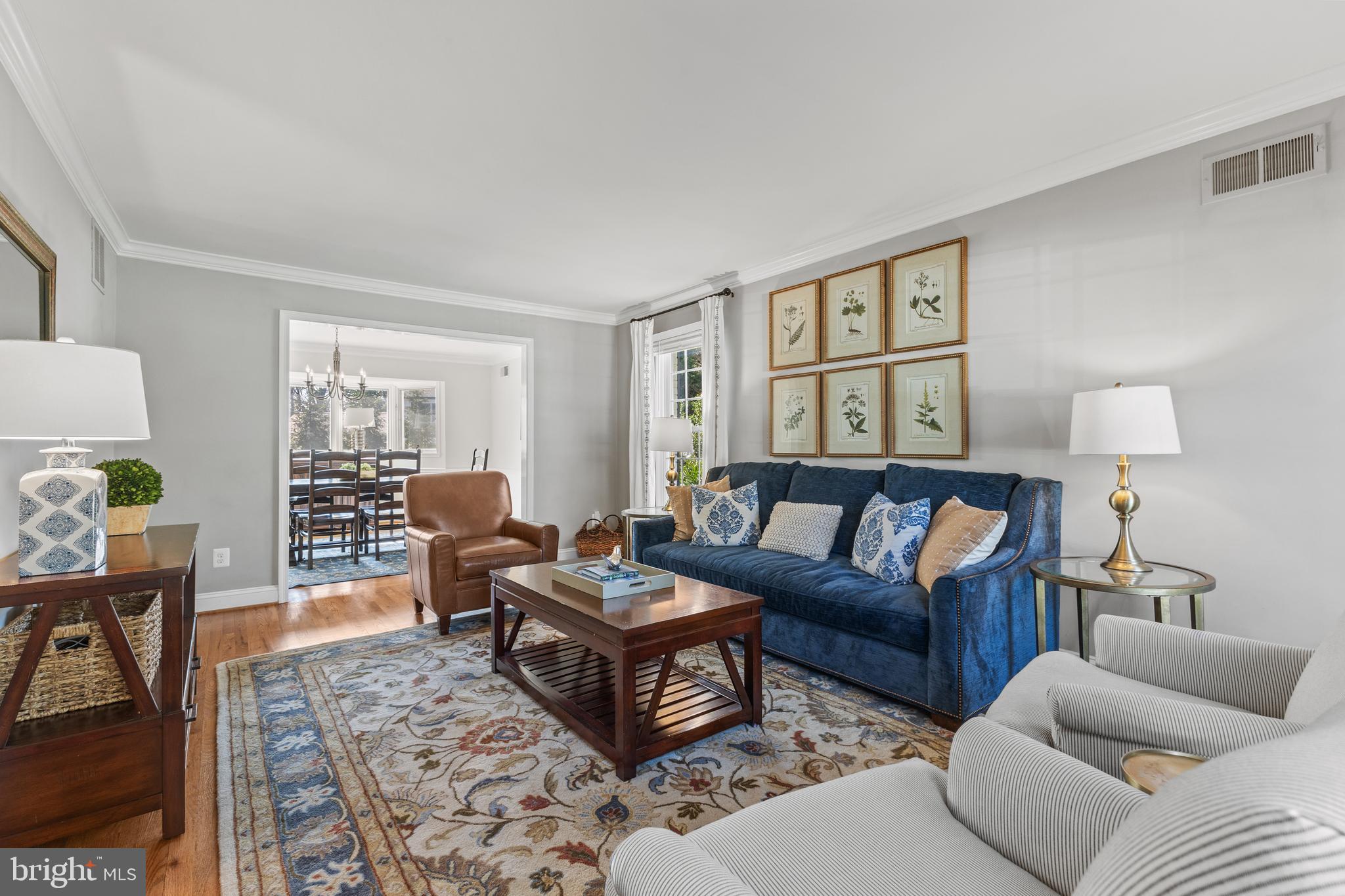 3719 CARRIAGE HOUSE COURT