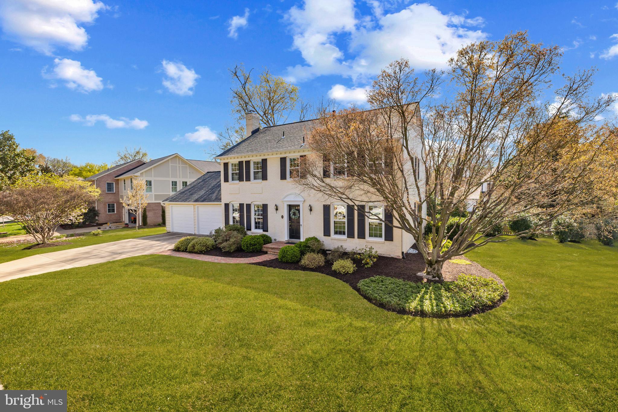 3719 CARRIAGE HOUSE COURT