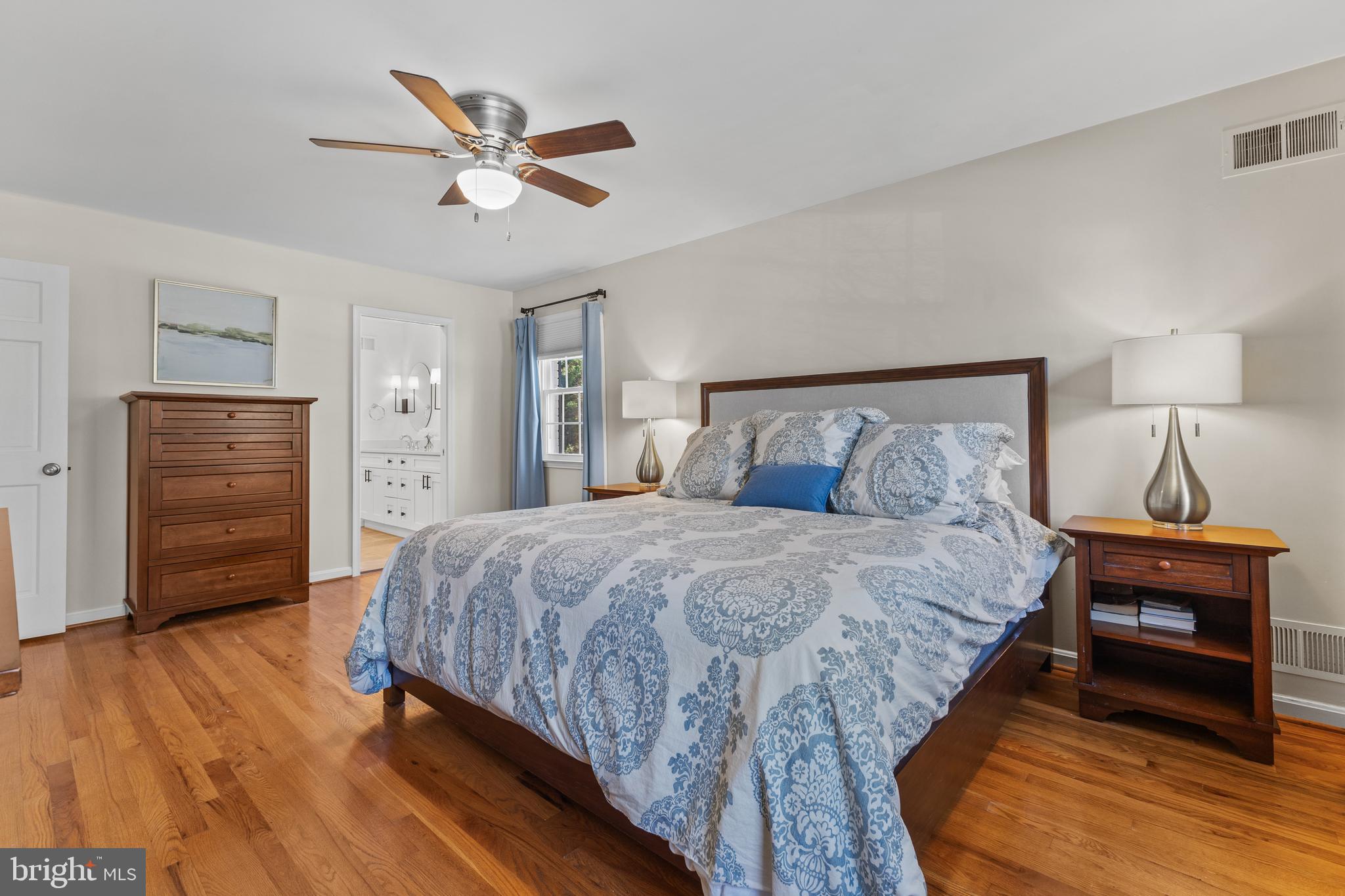 3719 CARRIAGE HOUSE COURT