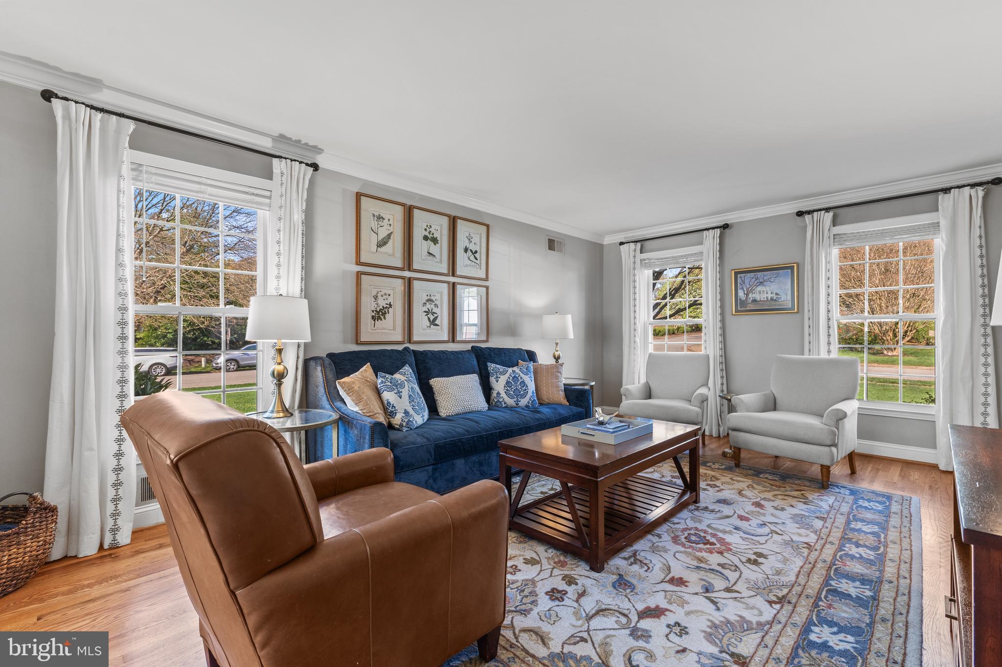 3719 CARRIAGE HOUSE COURT