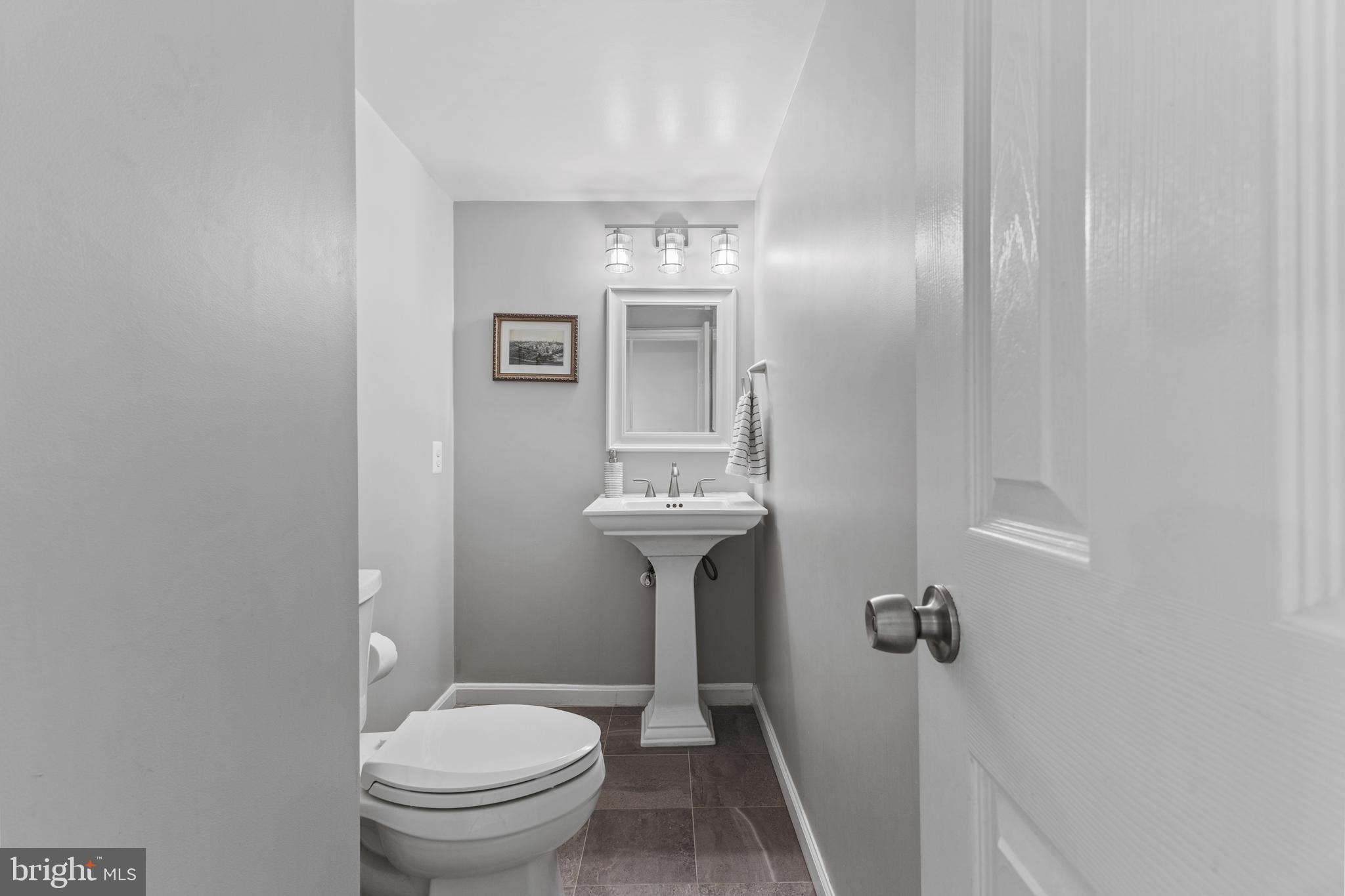 3719 CARRIAGE HOUSE COURT