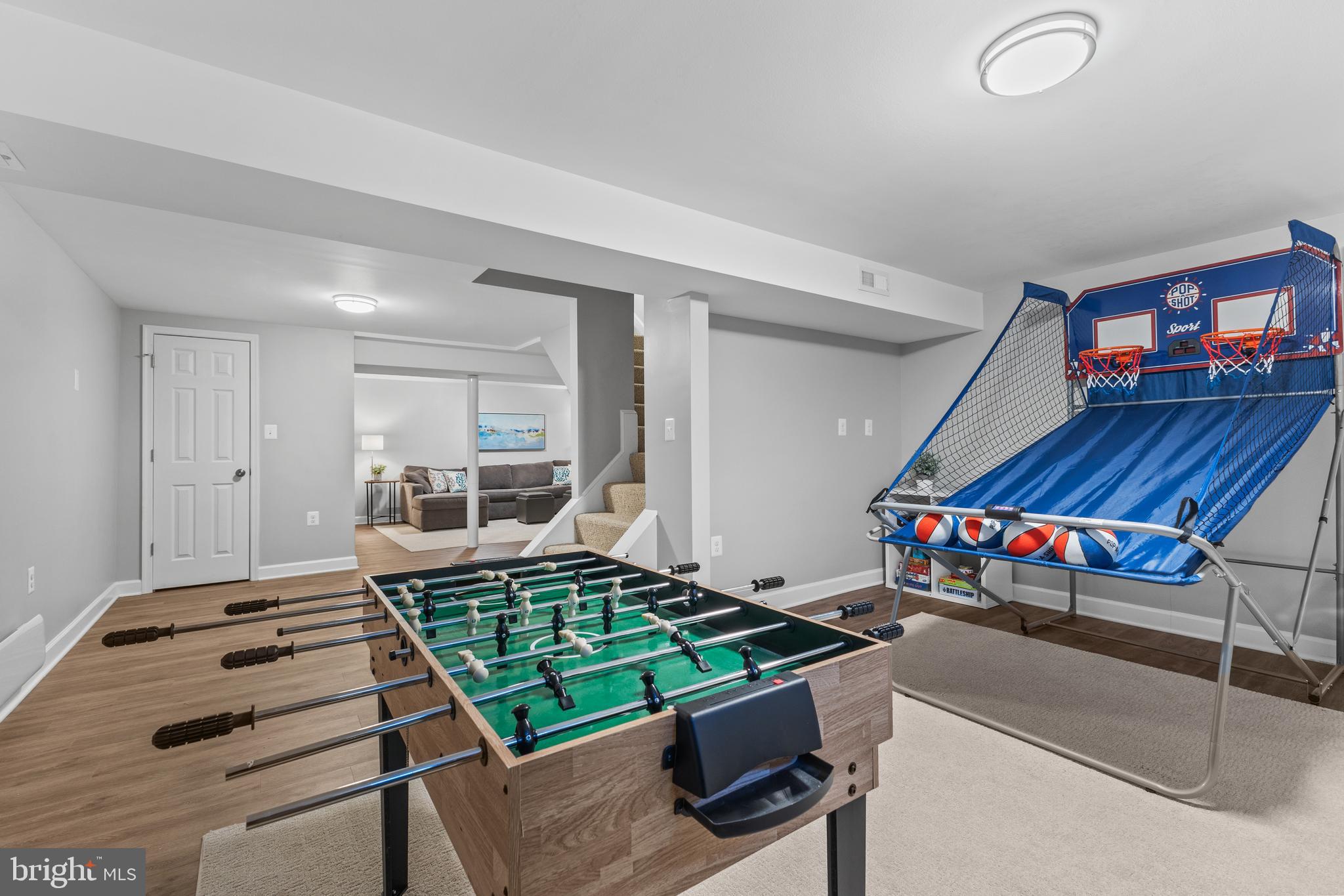 3719 CARRIAGE HOUSE COURT