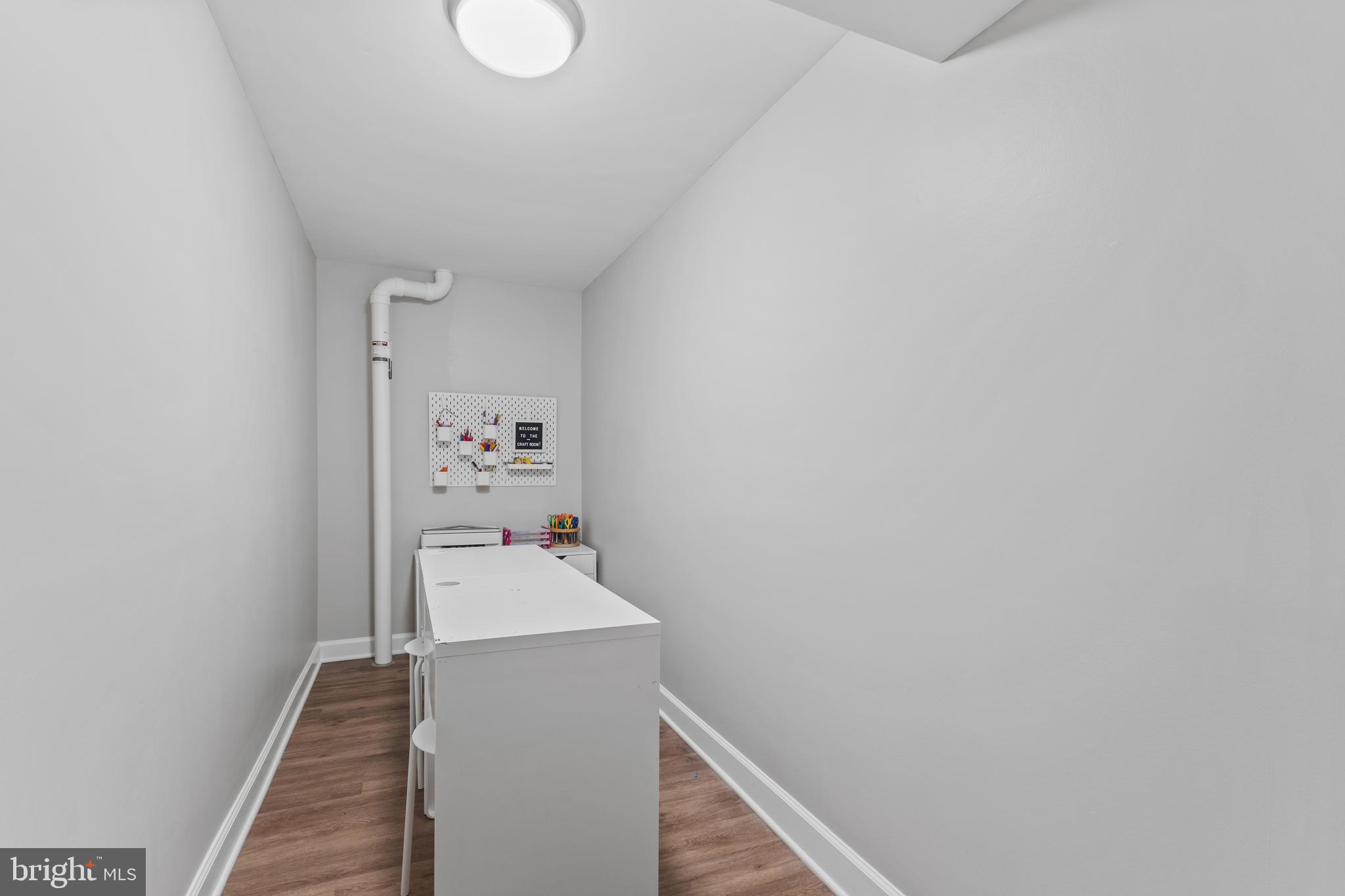 3719 CARRIAGE HOUSE COURT