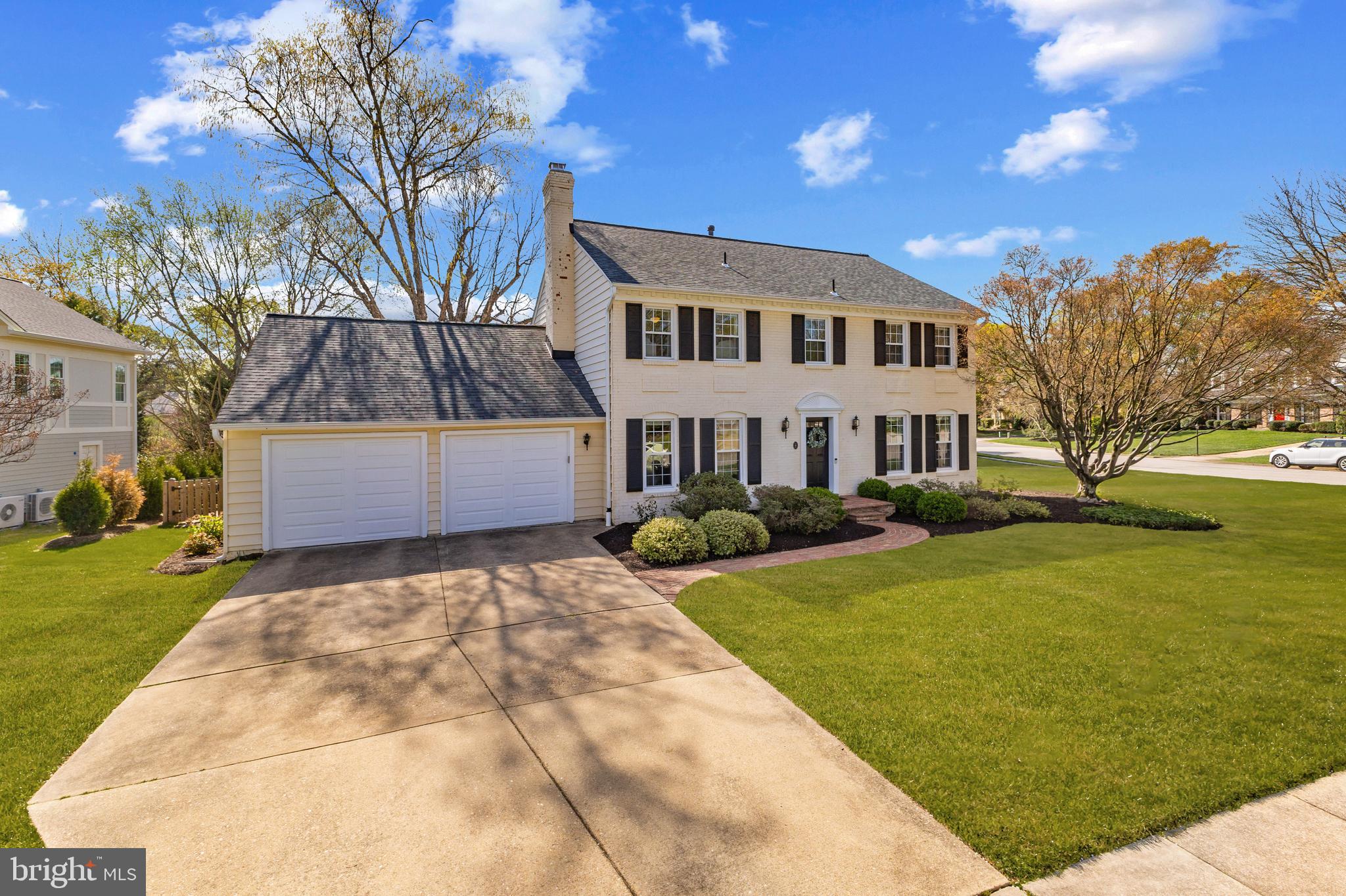 3719 CARRIAGE HOUSE COURT