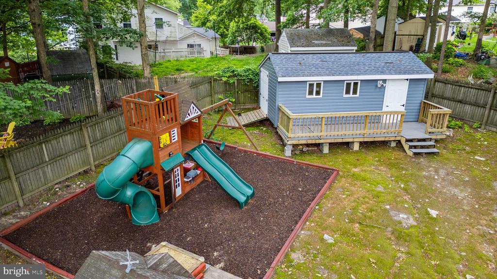 9761 TURNBUCKLE DRIVE