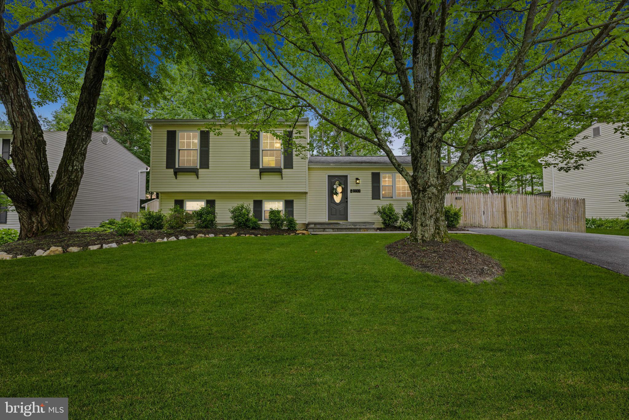 9761 TURNBUCKLE DRIVE