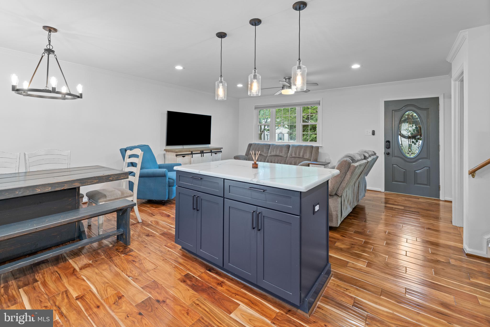 9761 TURNBUCKLE DRIVE