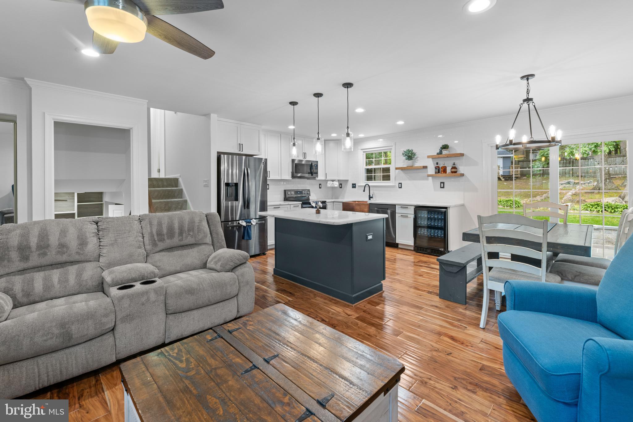 9761 TURNBUCKLE DRIVE