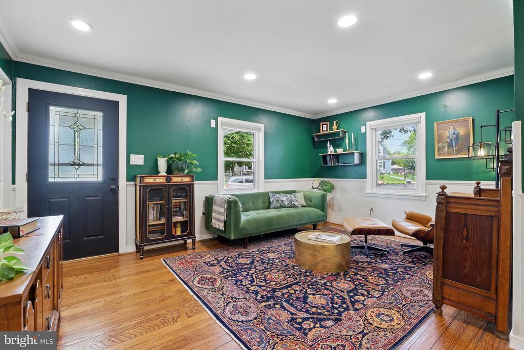 6111 BANGOR DRIVE