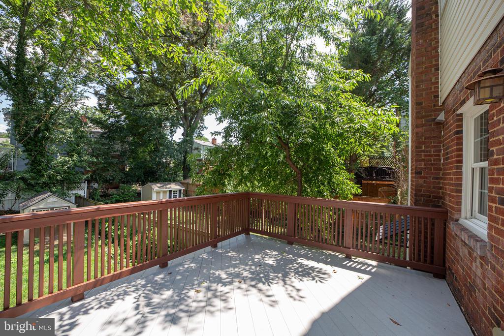 5813 FIFER DRIVE