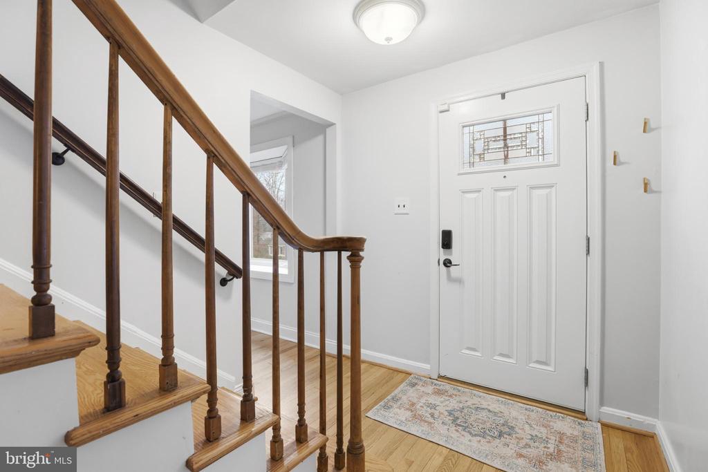 6539 OAKWOOD DRIVE