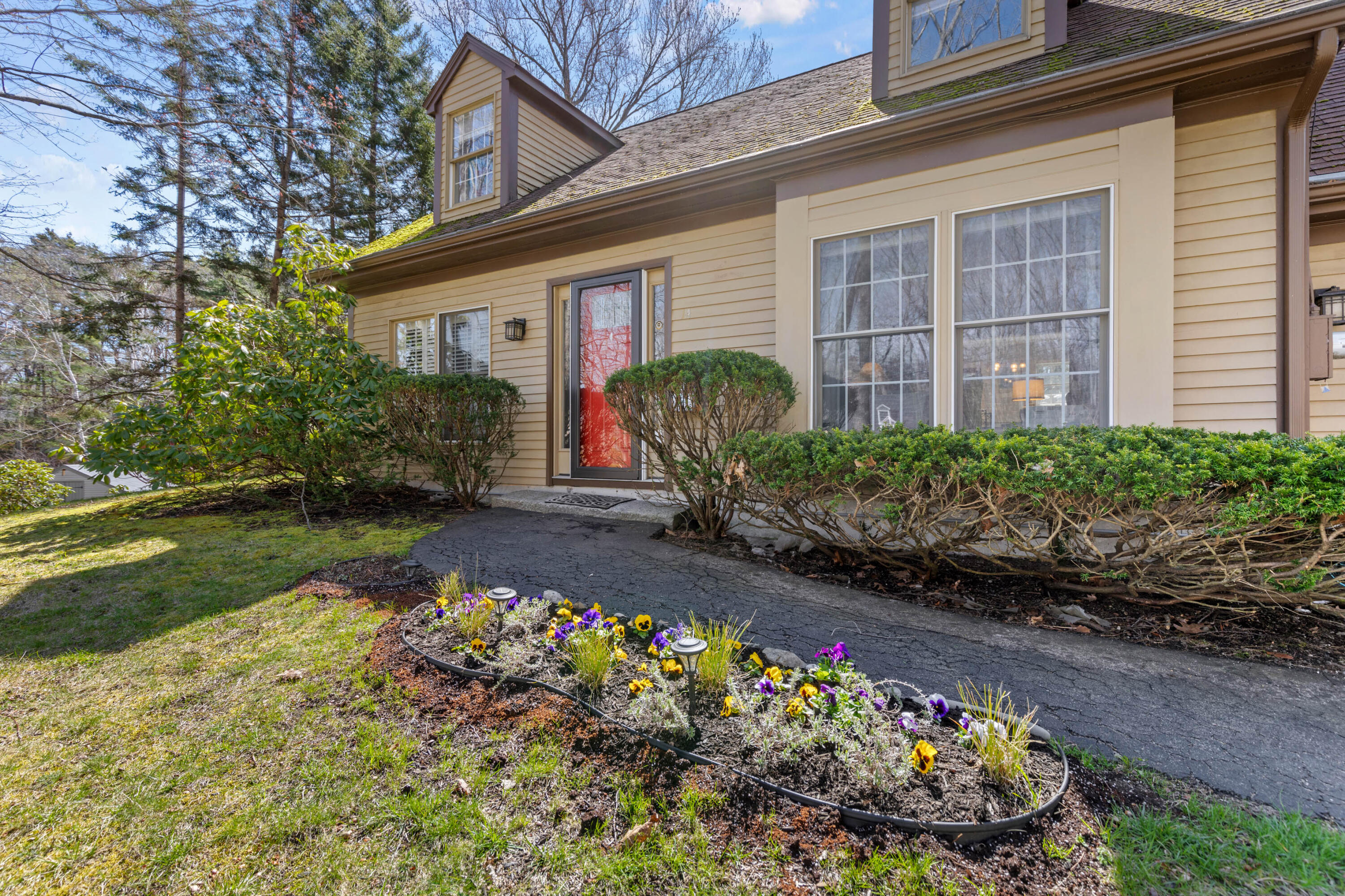 14 Olde Fort Road