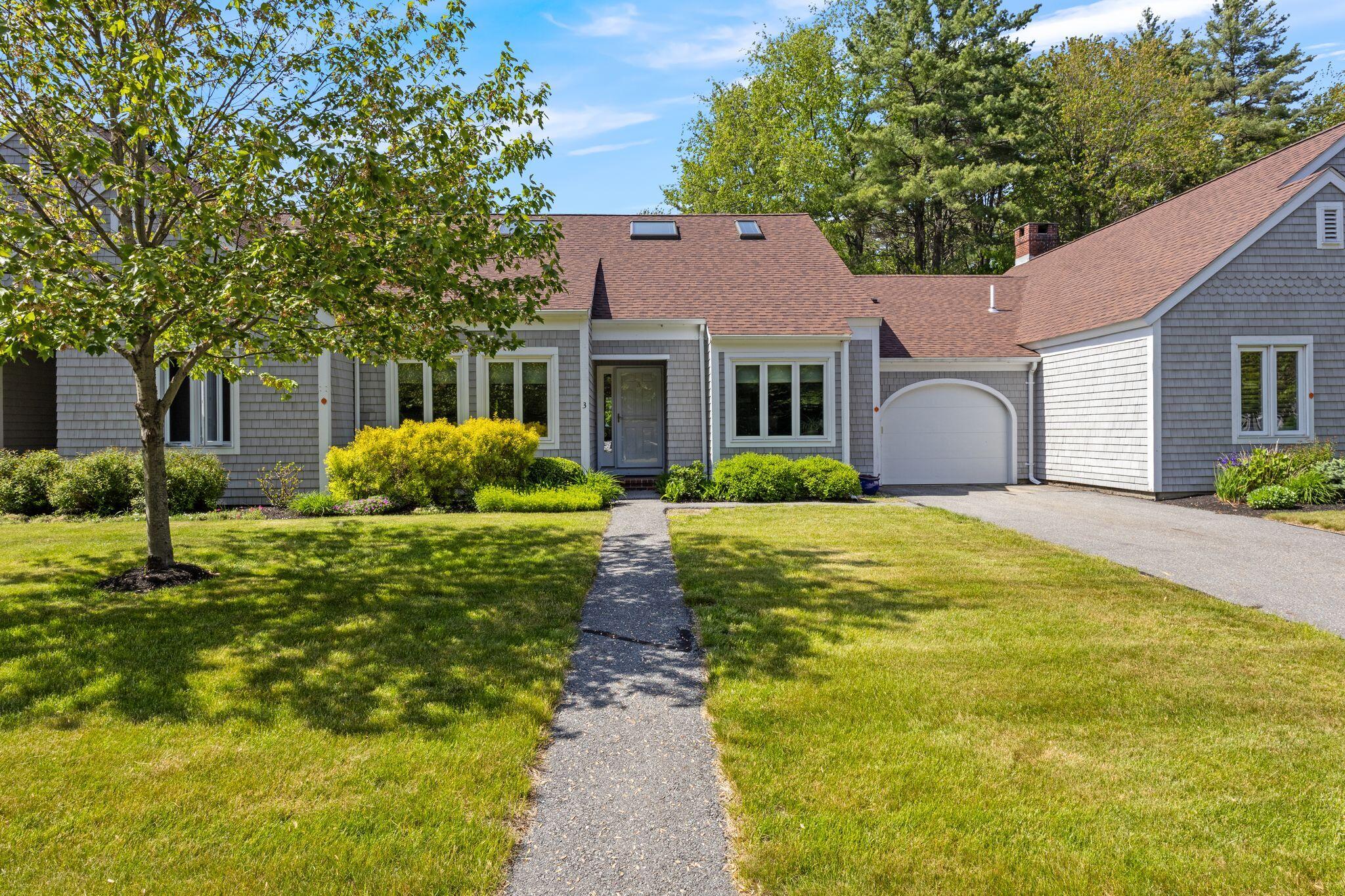 3 Blueberry Road, 3