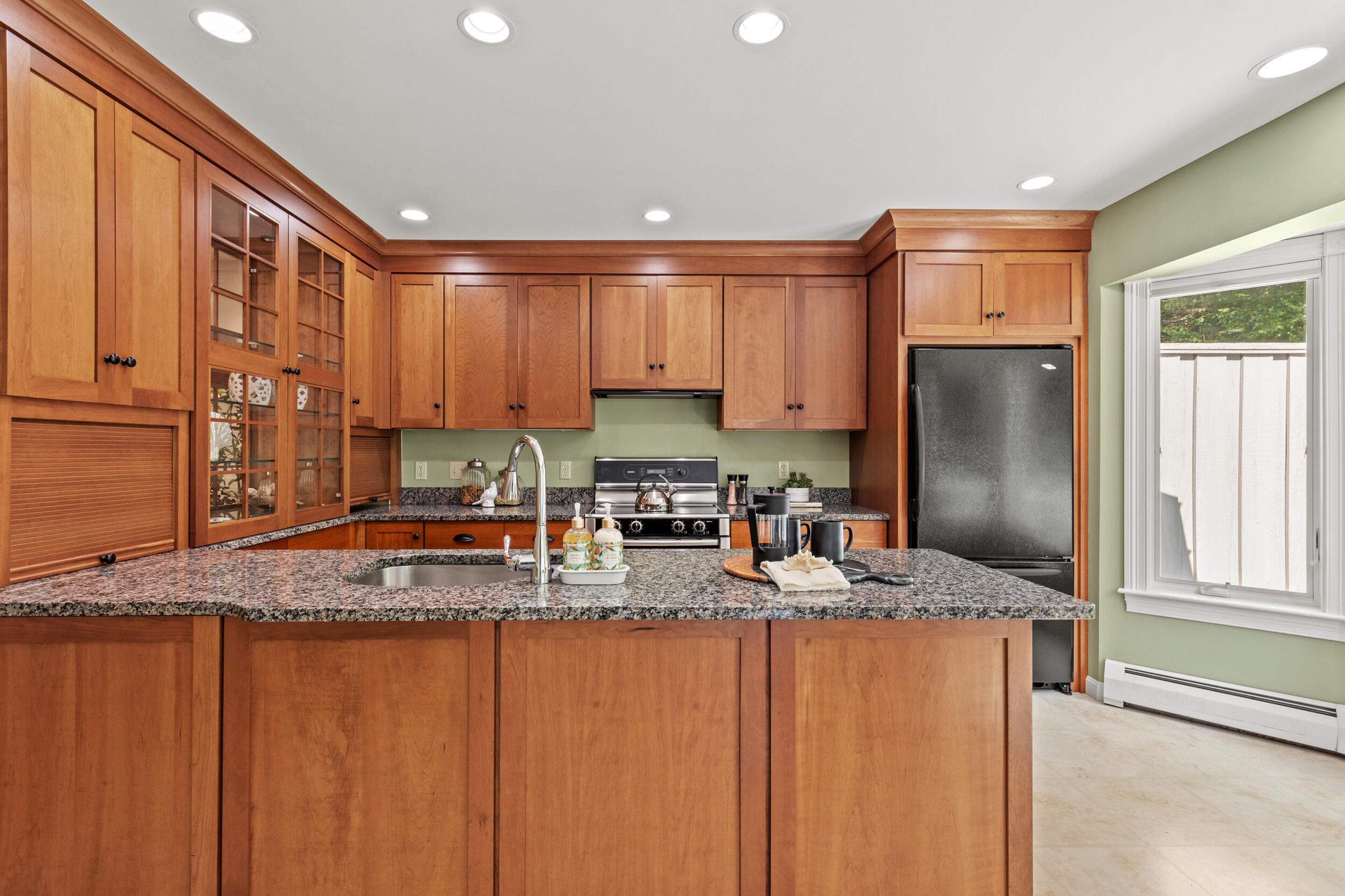 12 Blueberry Road, 12