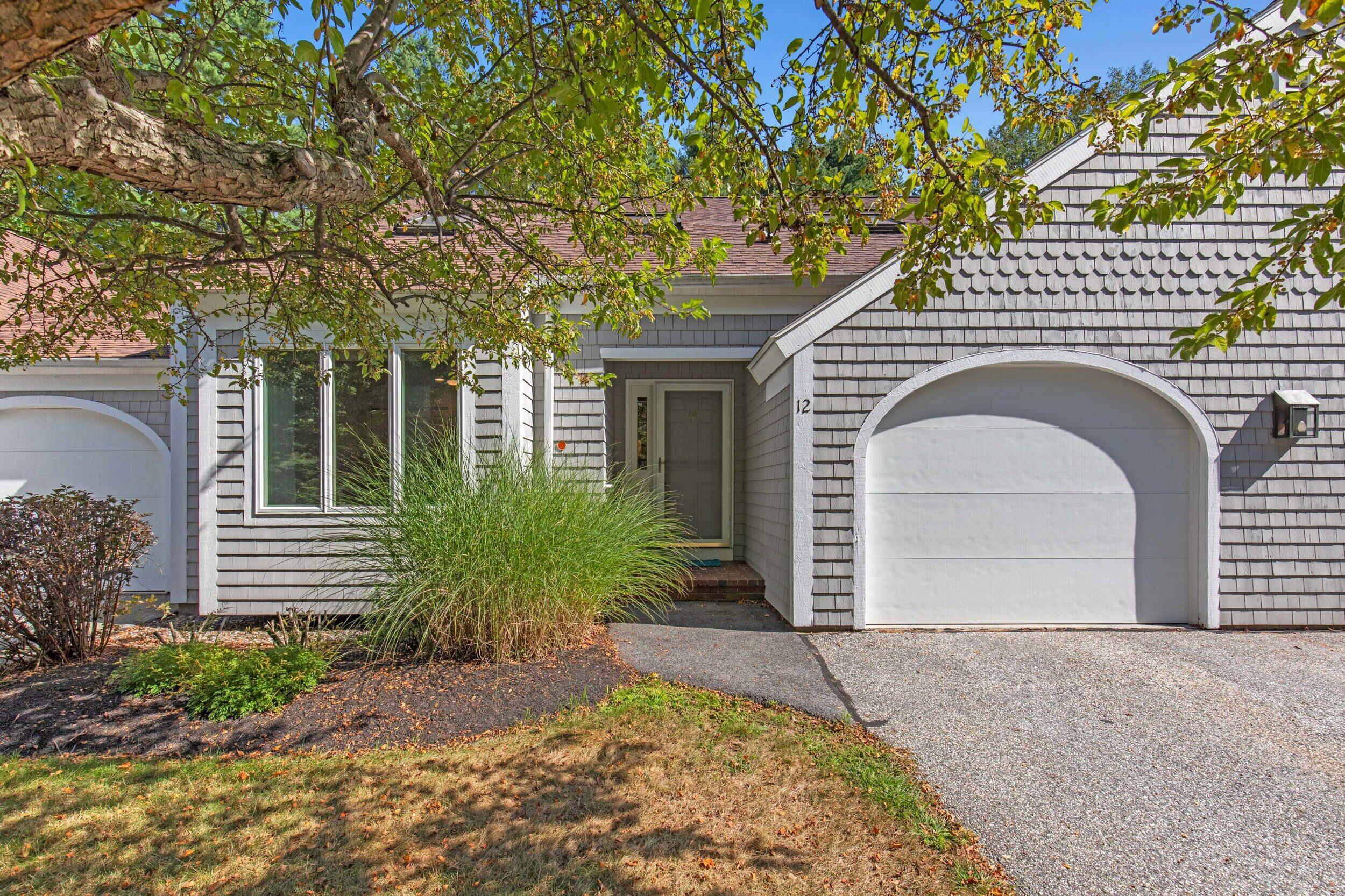 12 Blueberry Road, 12
