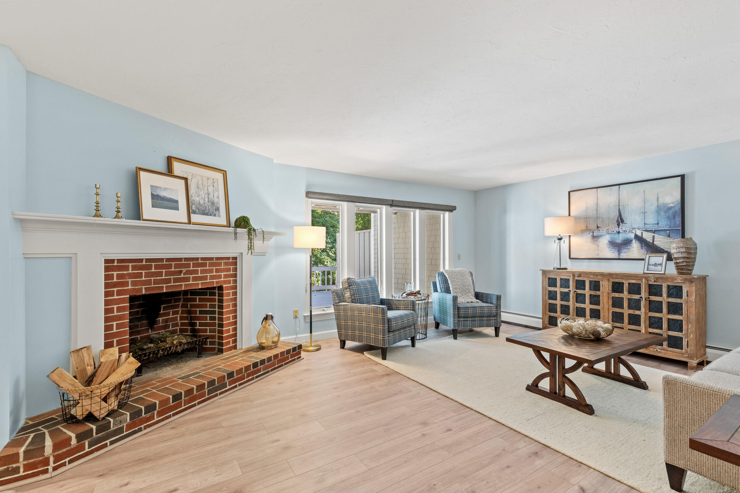 12 Blueberry Road, 12