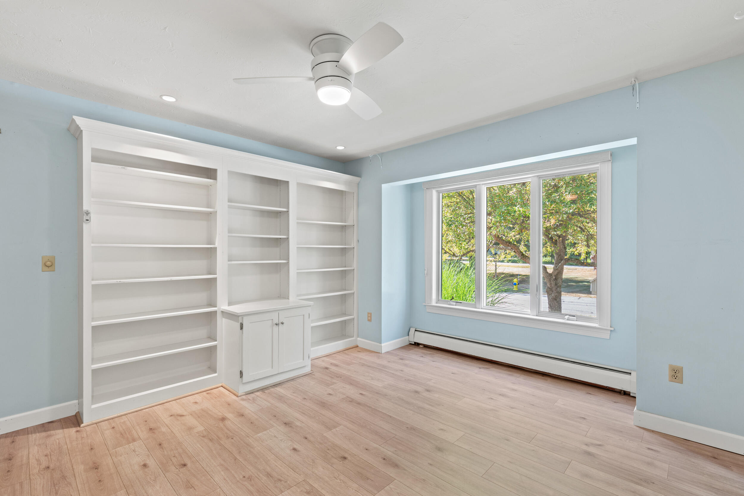 12 Blueberry Road, 12