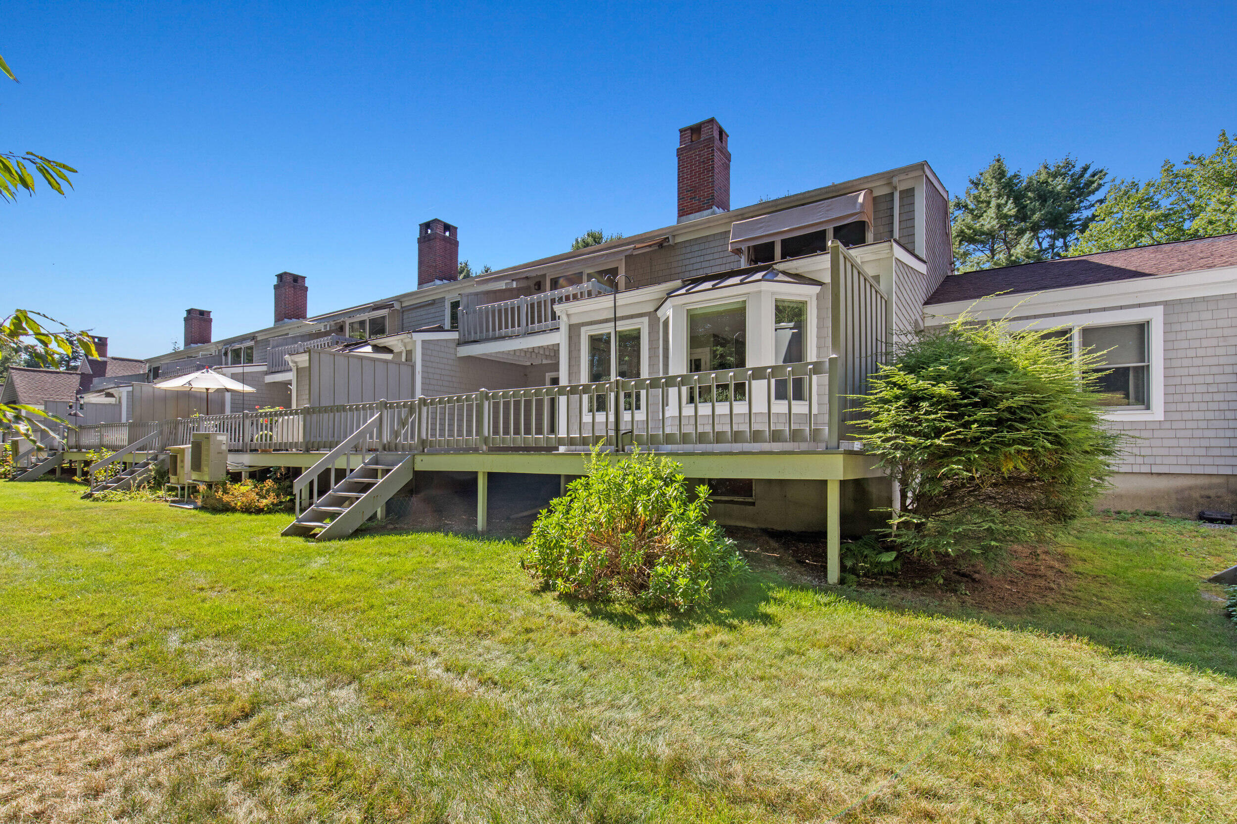 12 Blueberry Road, 12