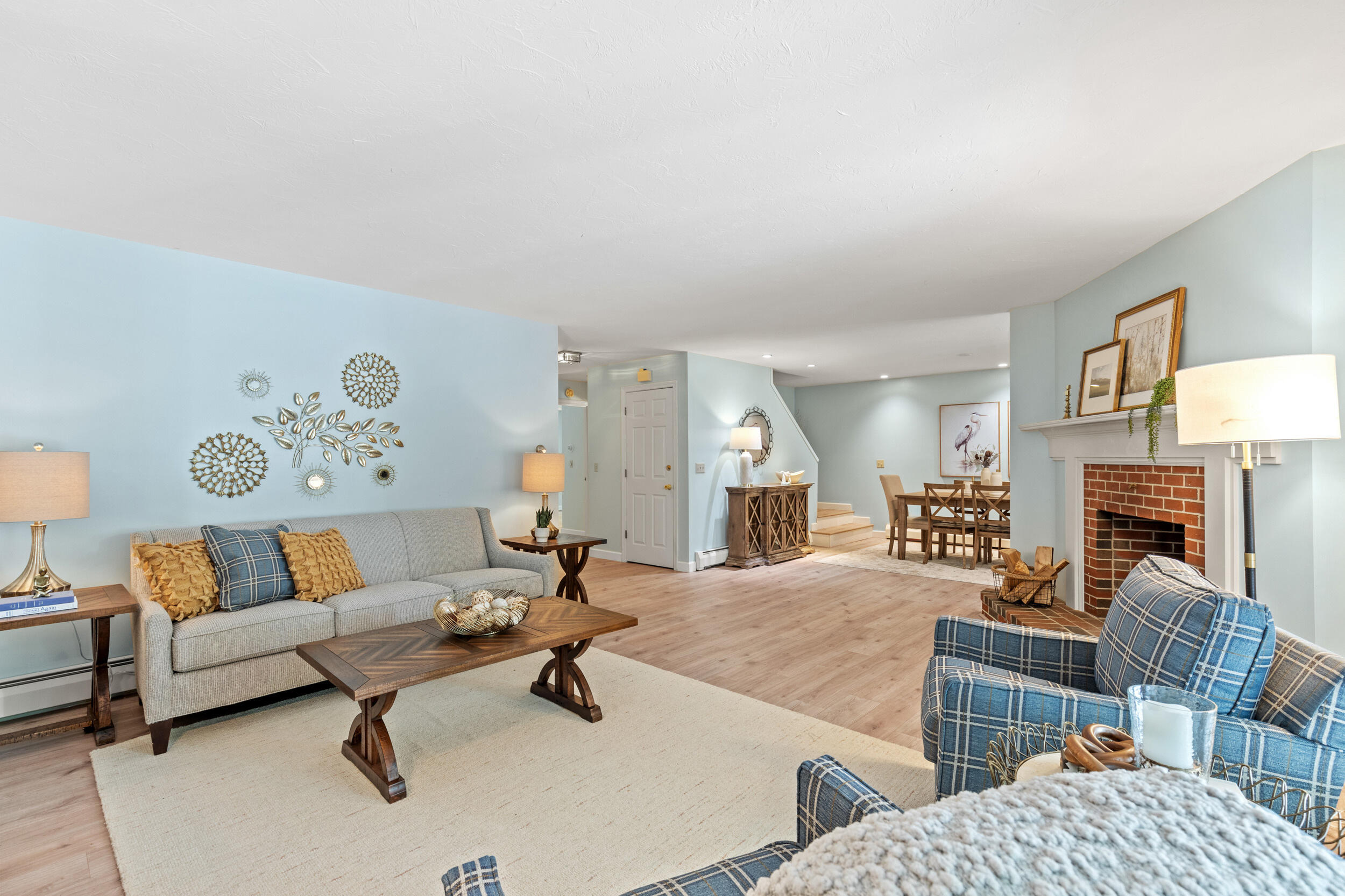 12 Blueberry Road, 12