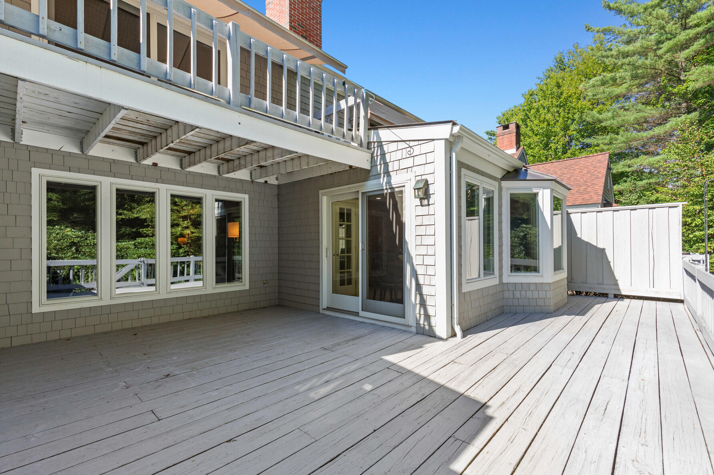 12 Blueberry Road, 12