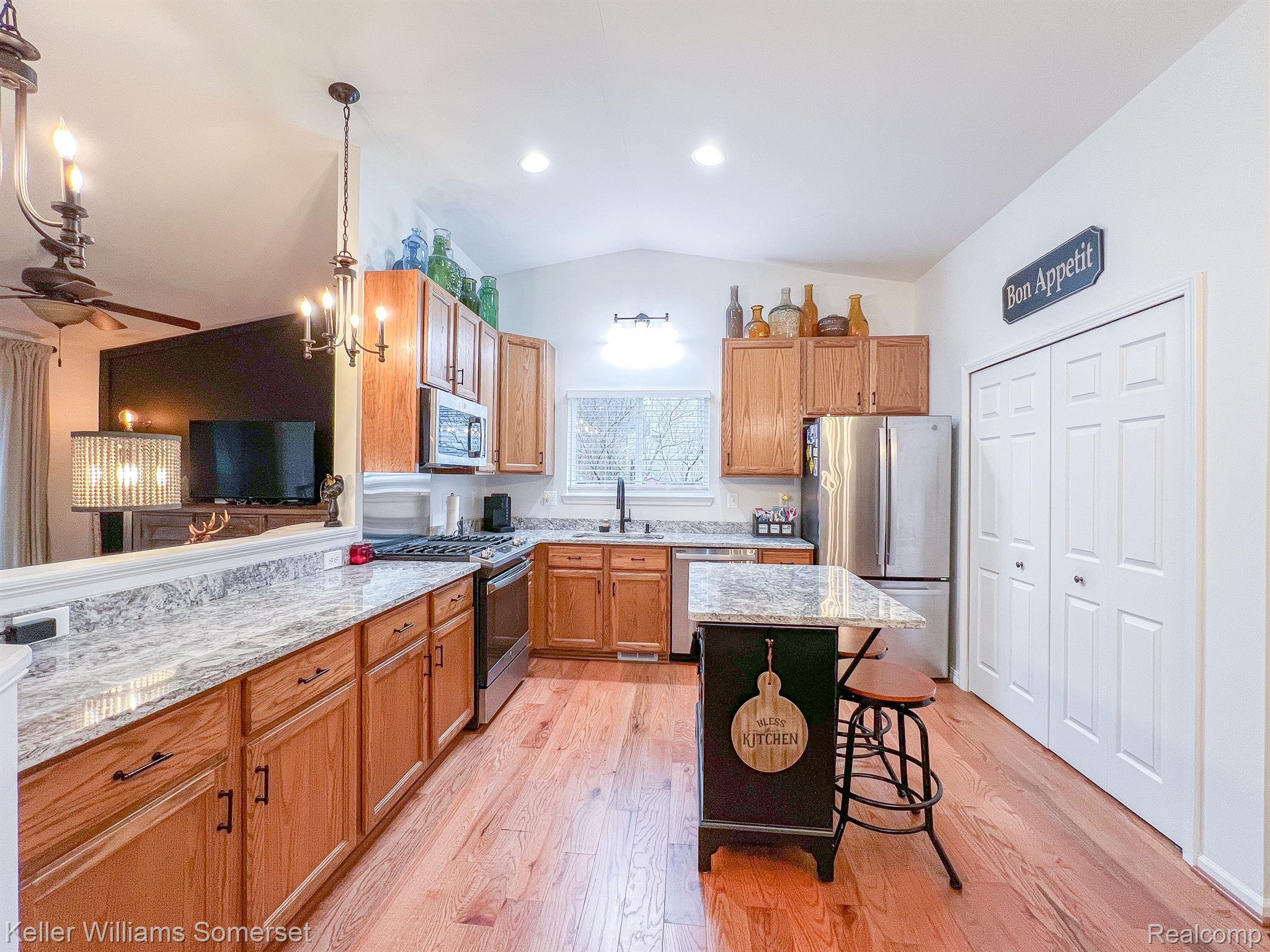 15082 WESTERN VALLEY Drive
