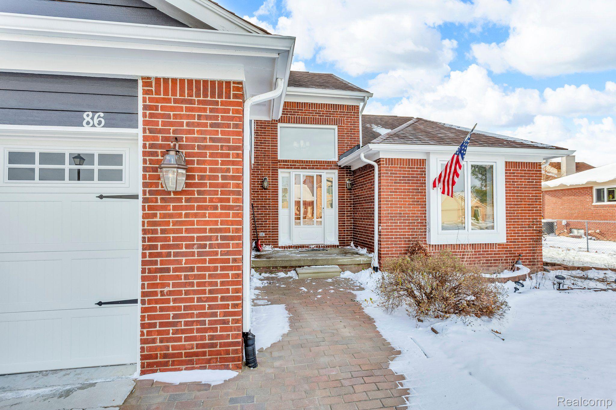 86 BIRMINGALE Avenue