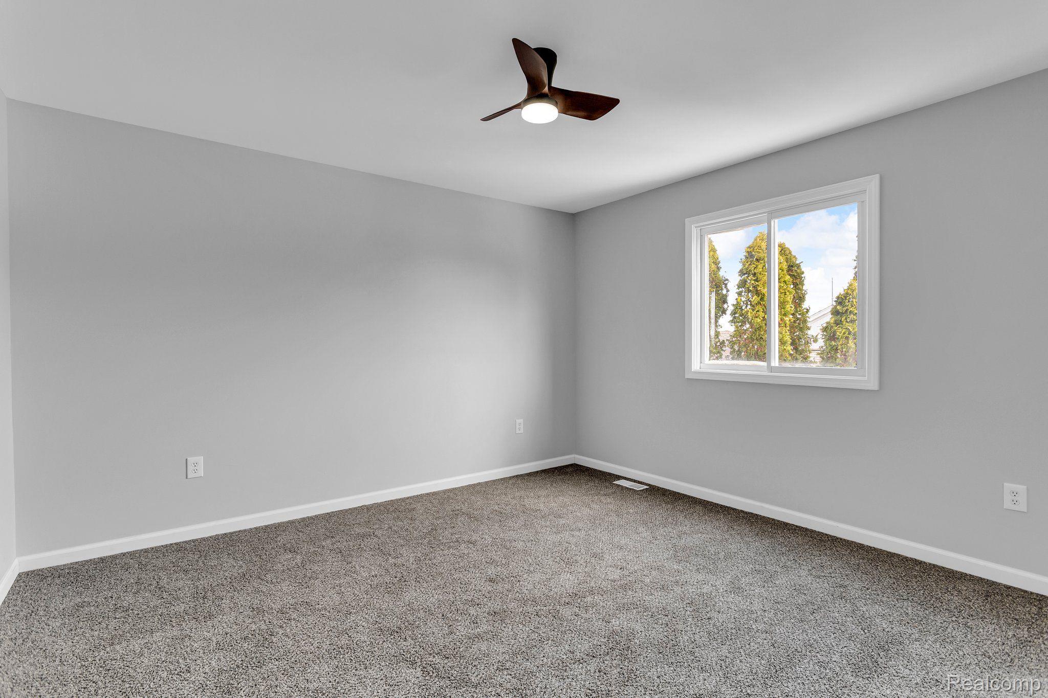 86 BIRMINGALE Avenue
