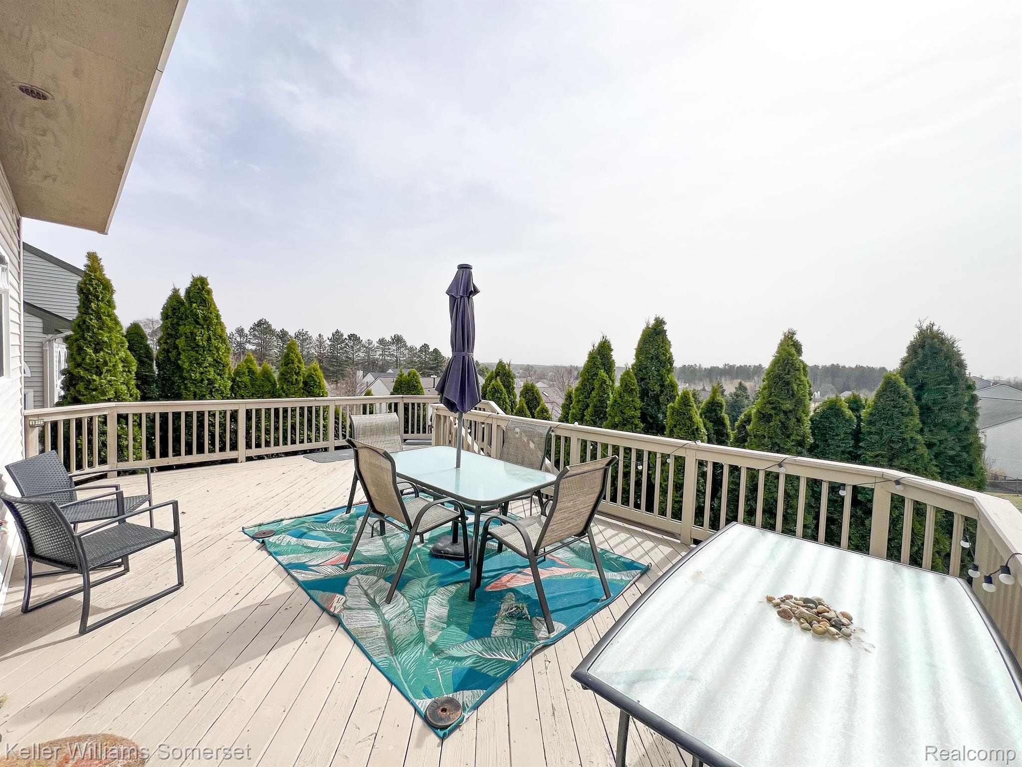 3408 HILLTOP Drive