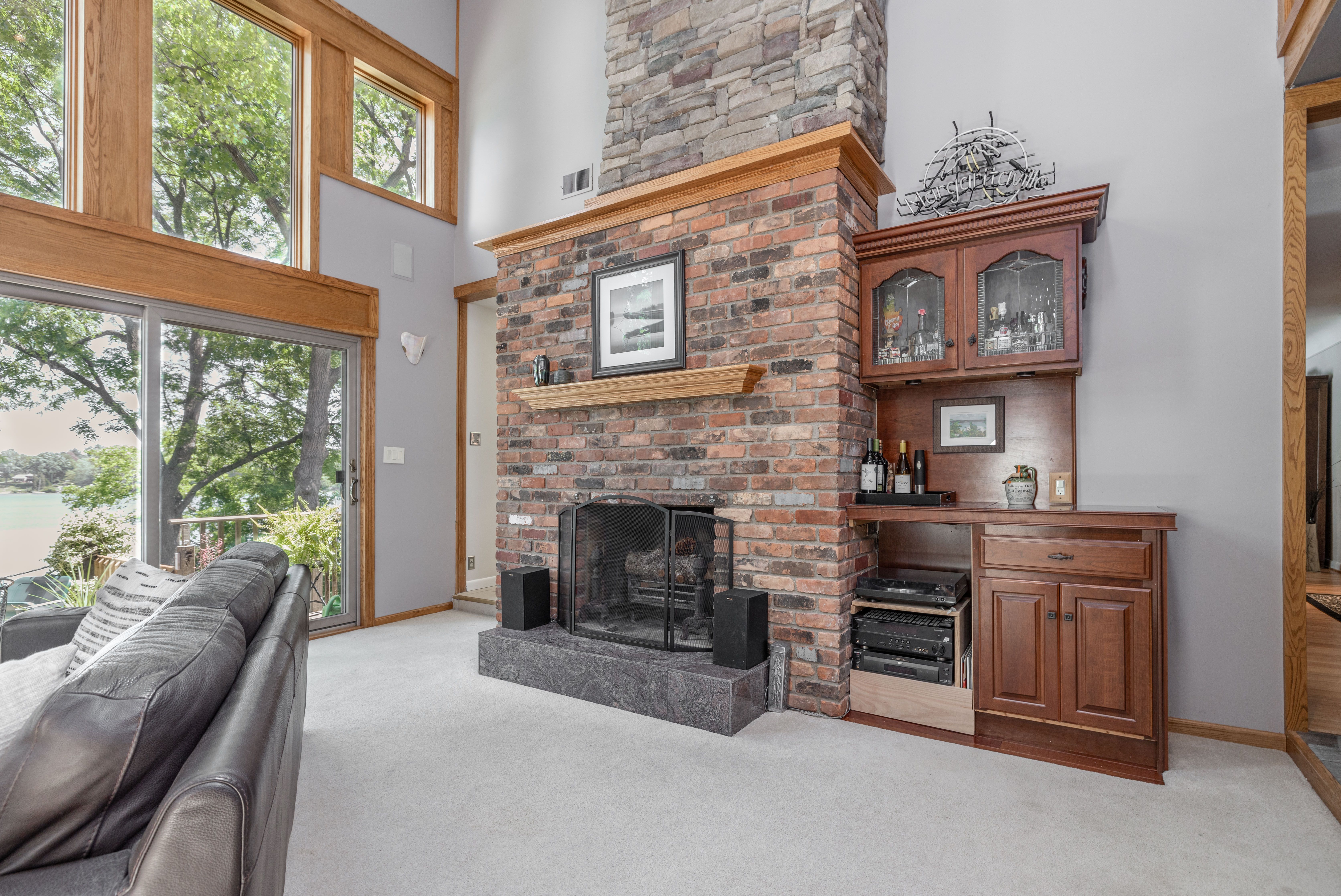 2236 S HAMMOND LAKE Road