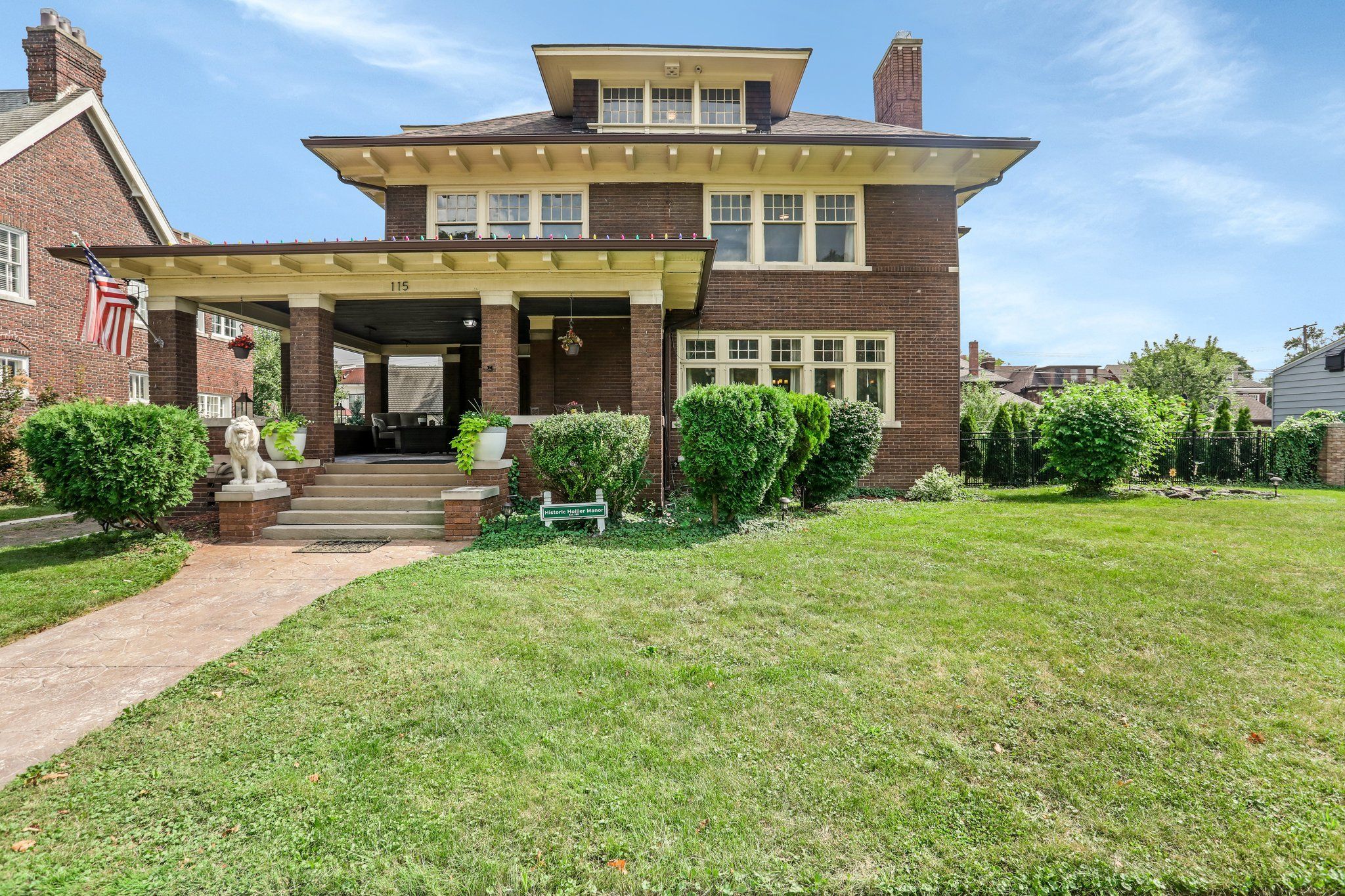 115 CHICAGO Boulevard