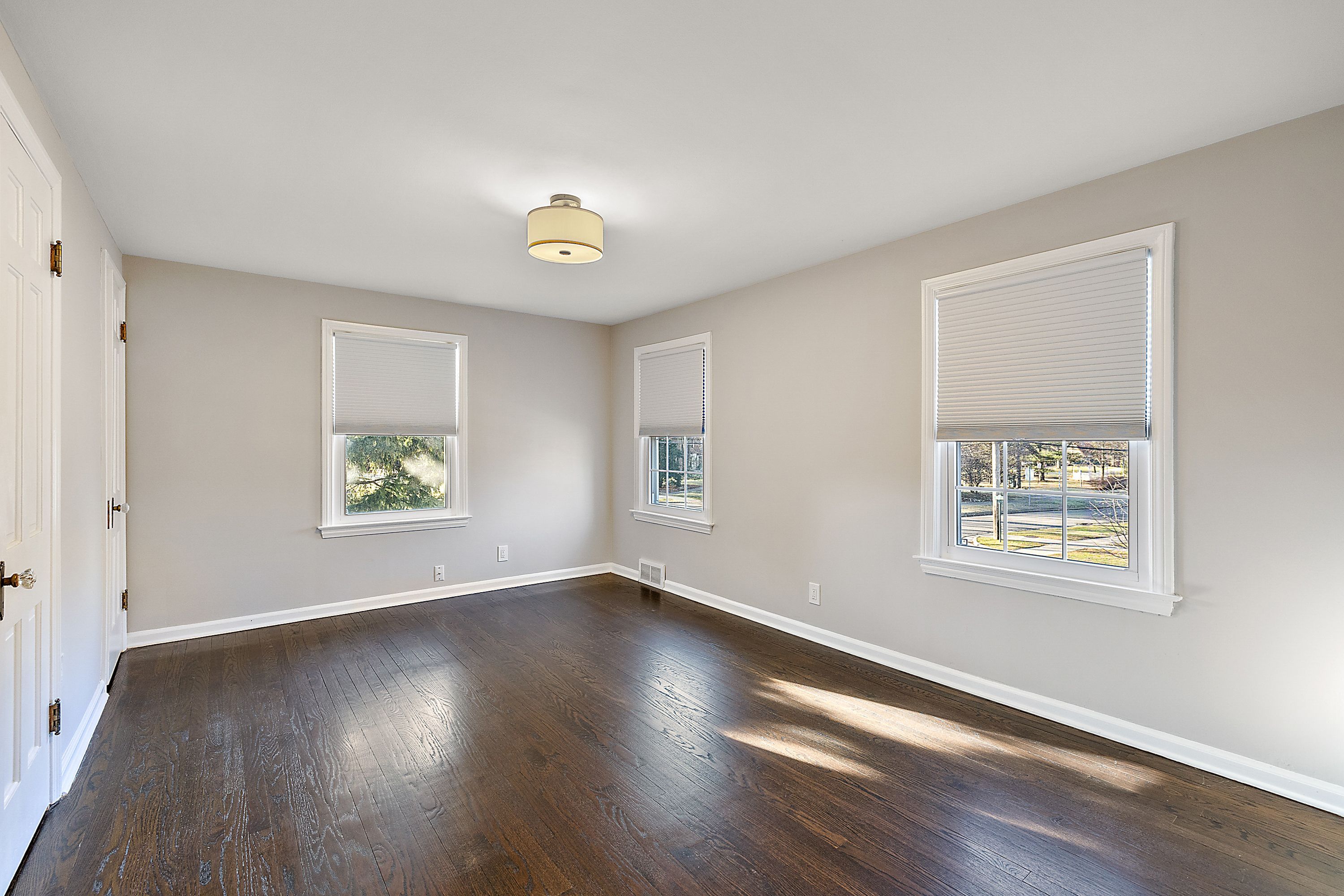 26010 YORK Road