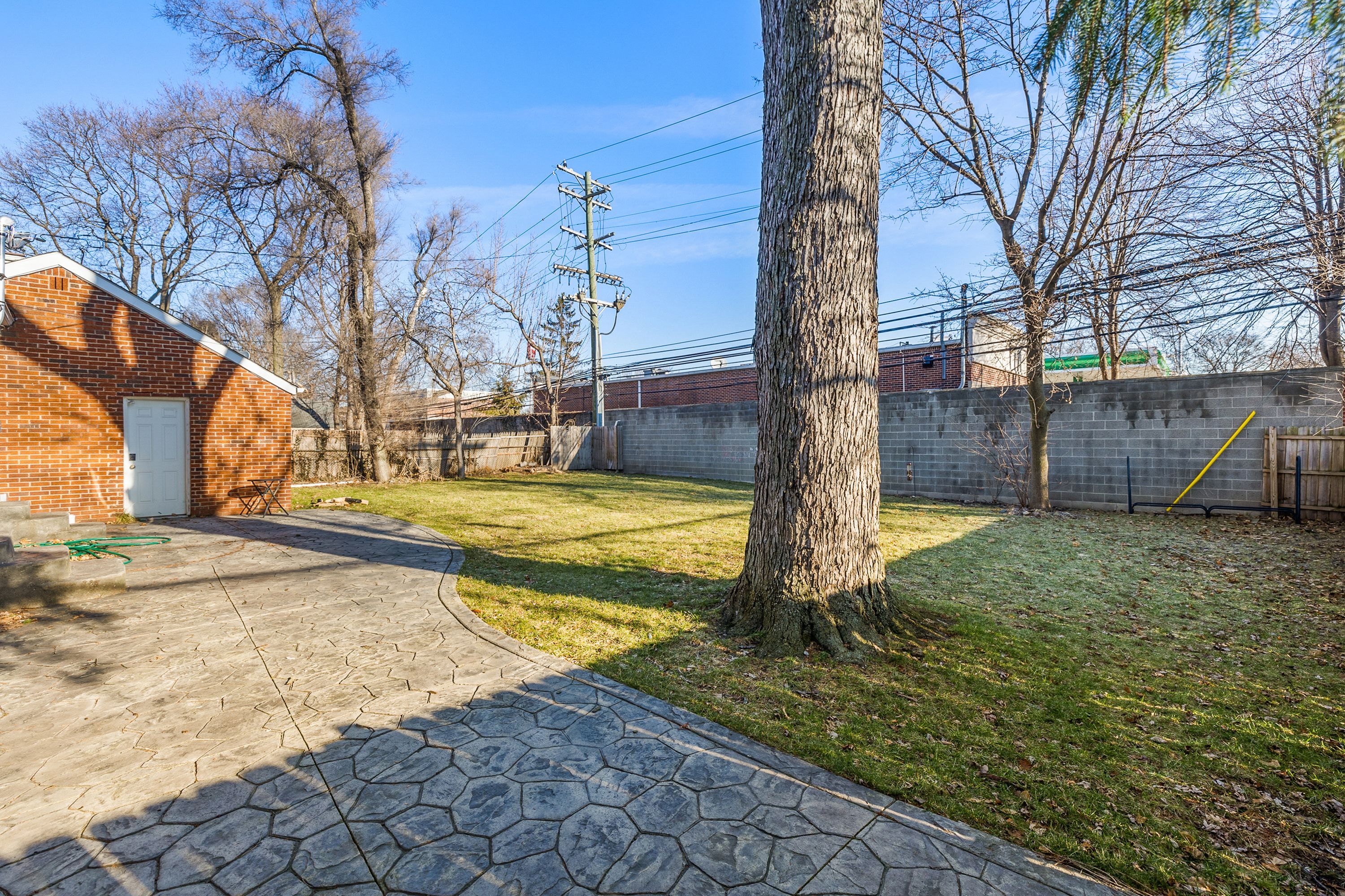 26010 YORK Road