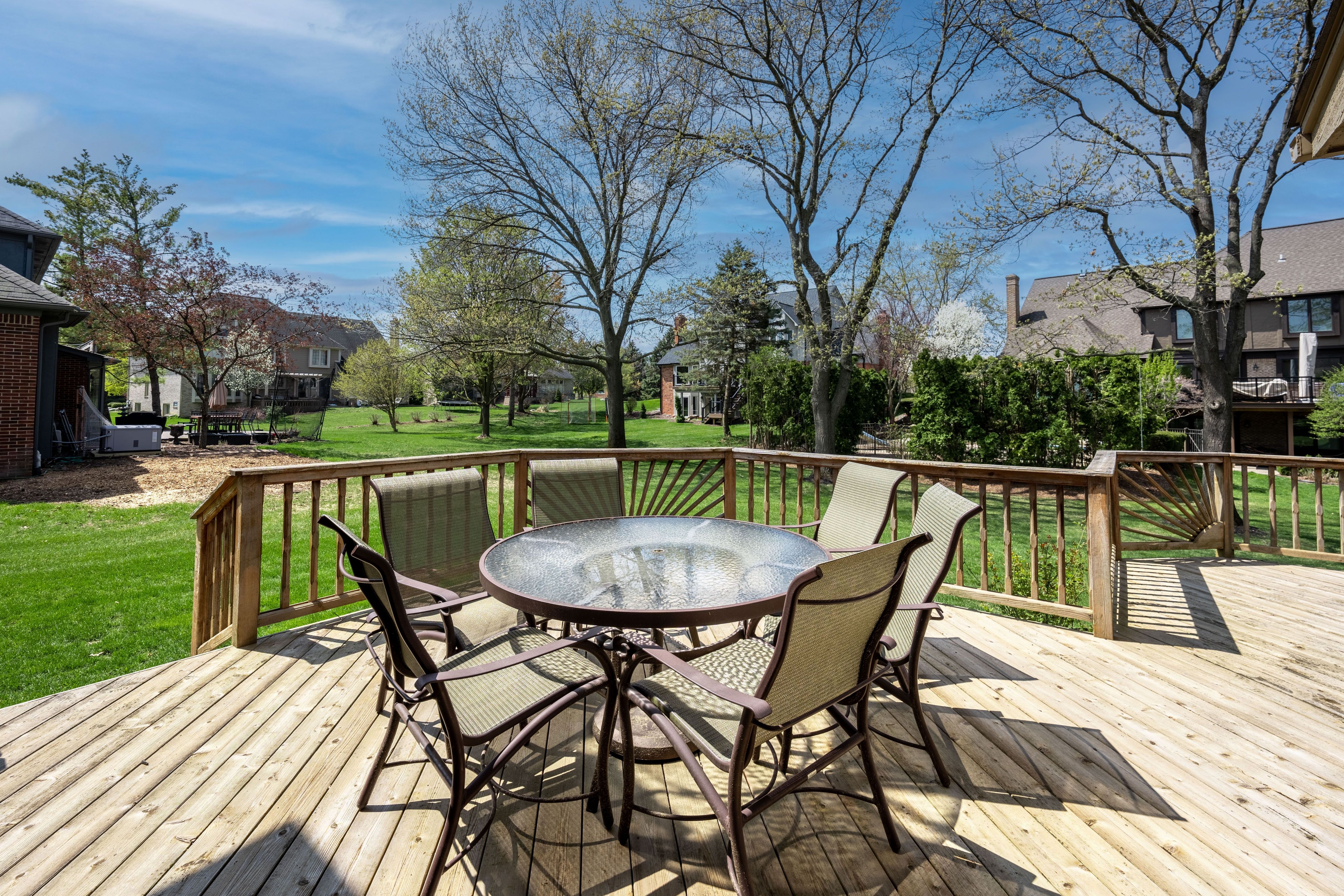 1020 STONY POINTE Boulevard