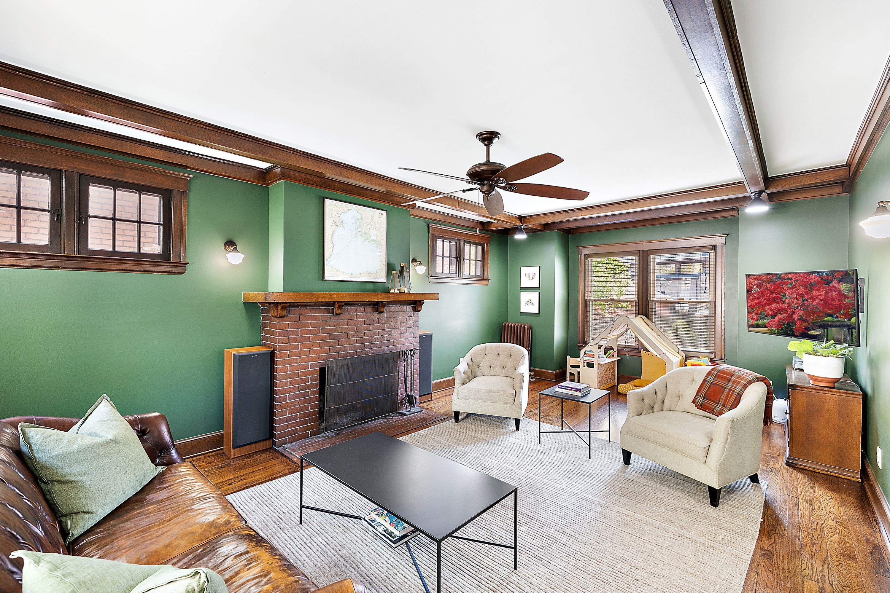 667 W BETHUNE Street