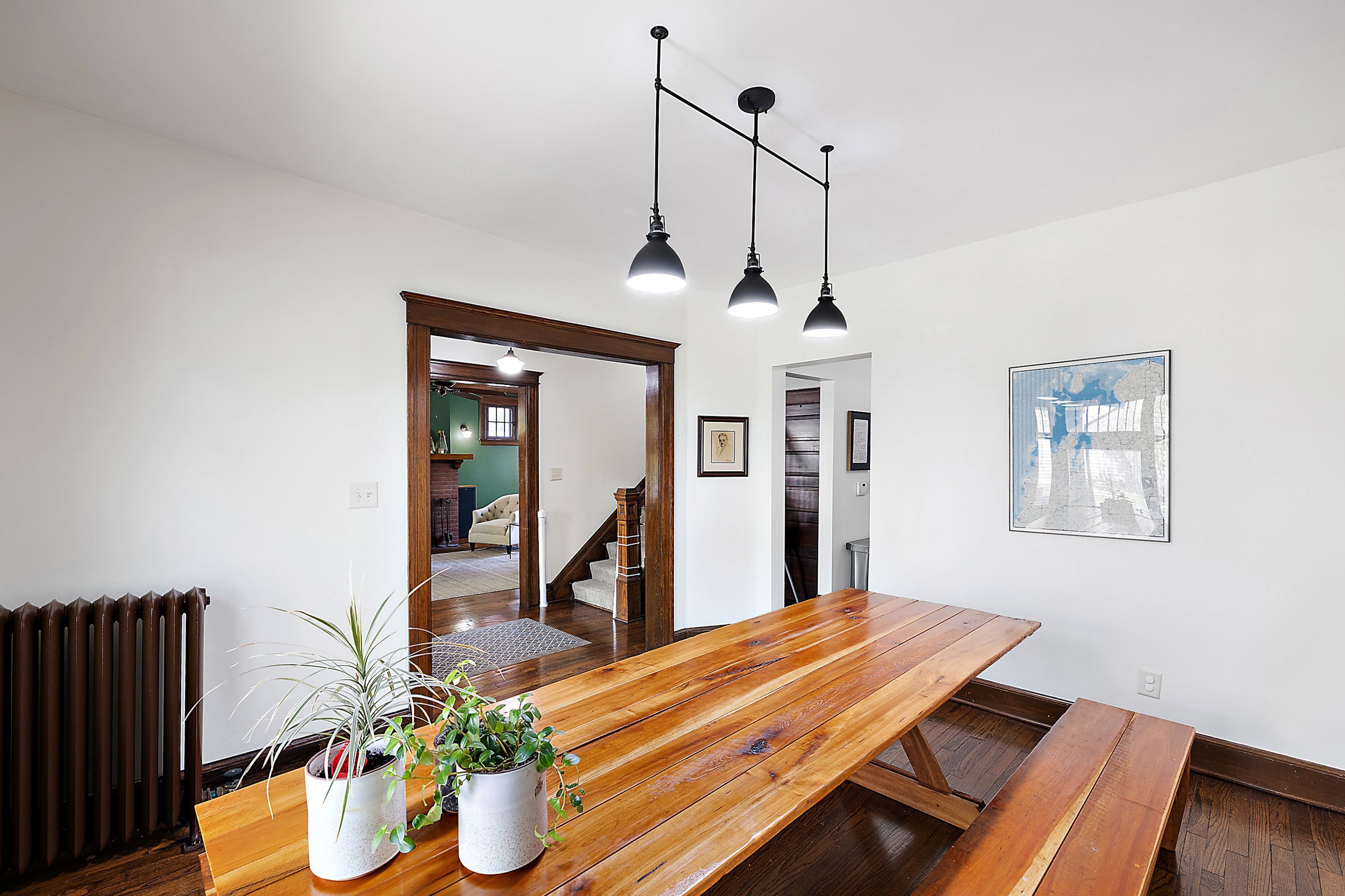 667 W BETHUNE Street