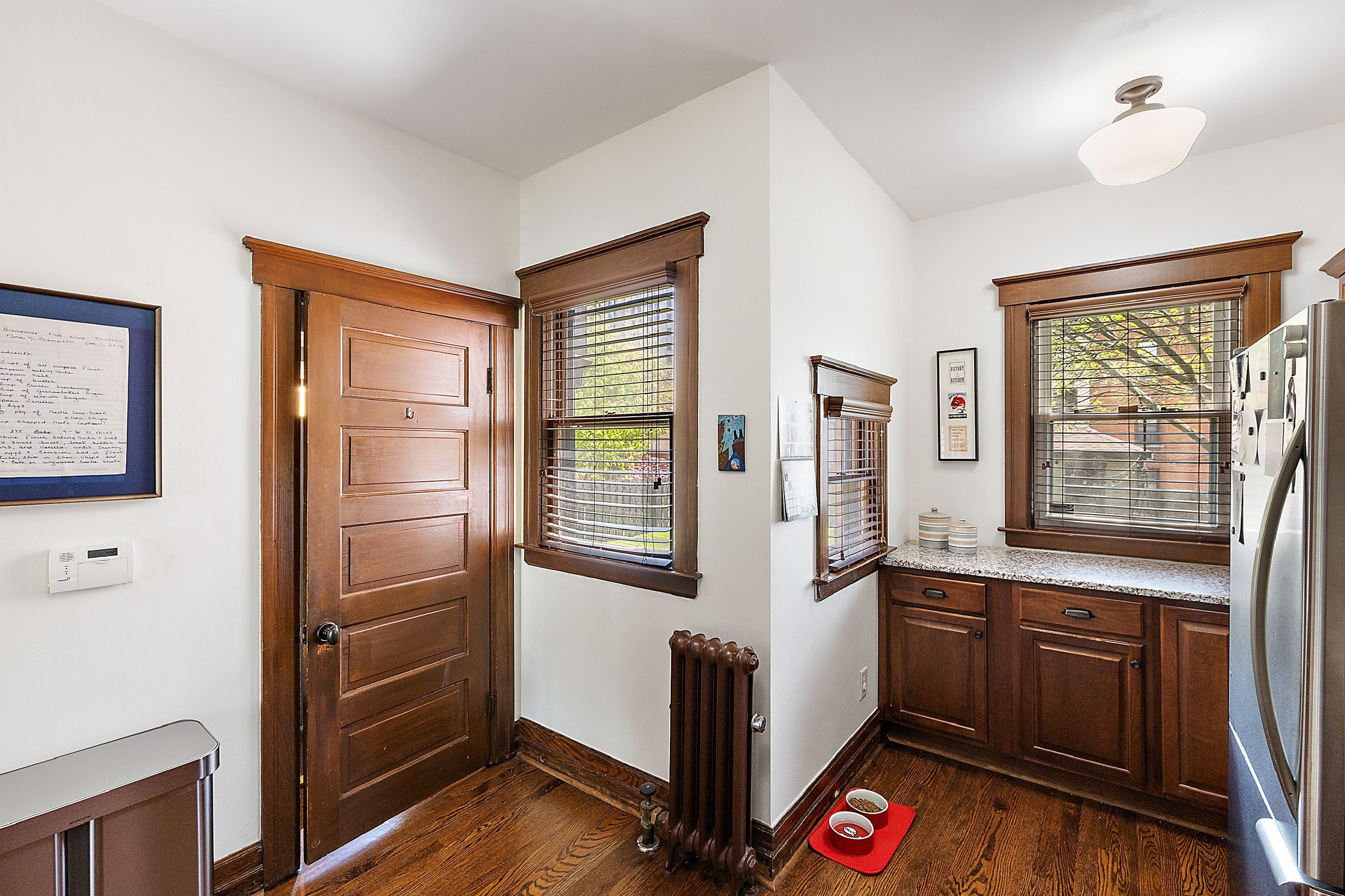 667 W BETHUNE Street