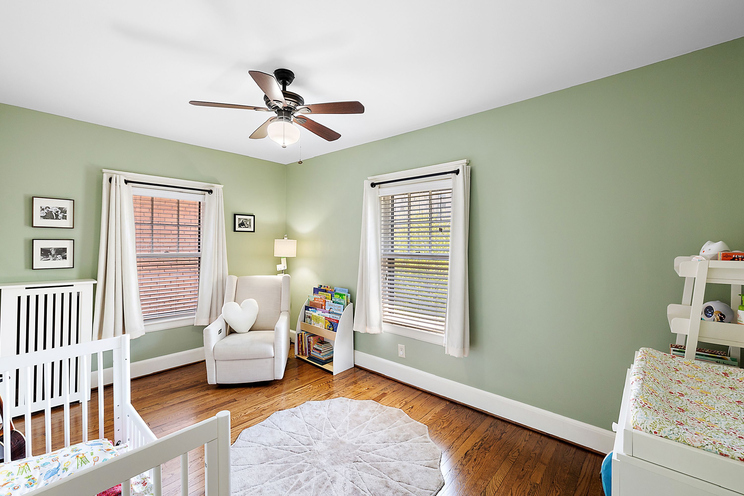 667 W BETHUNE Street